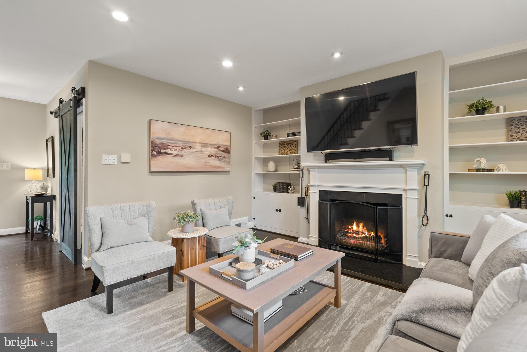 1121 POWHATAN STREET