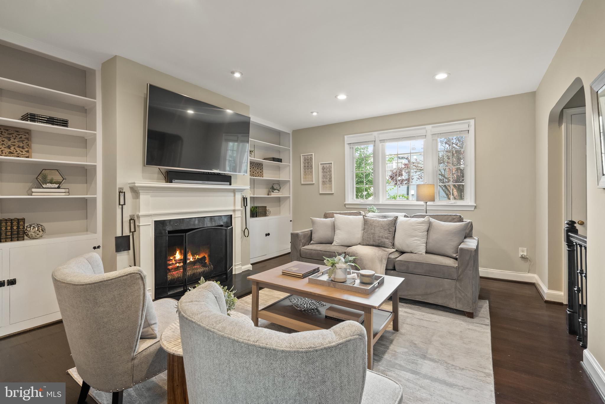 1121 POWHATAN STREET