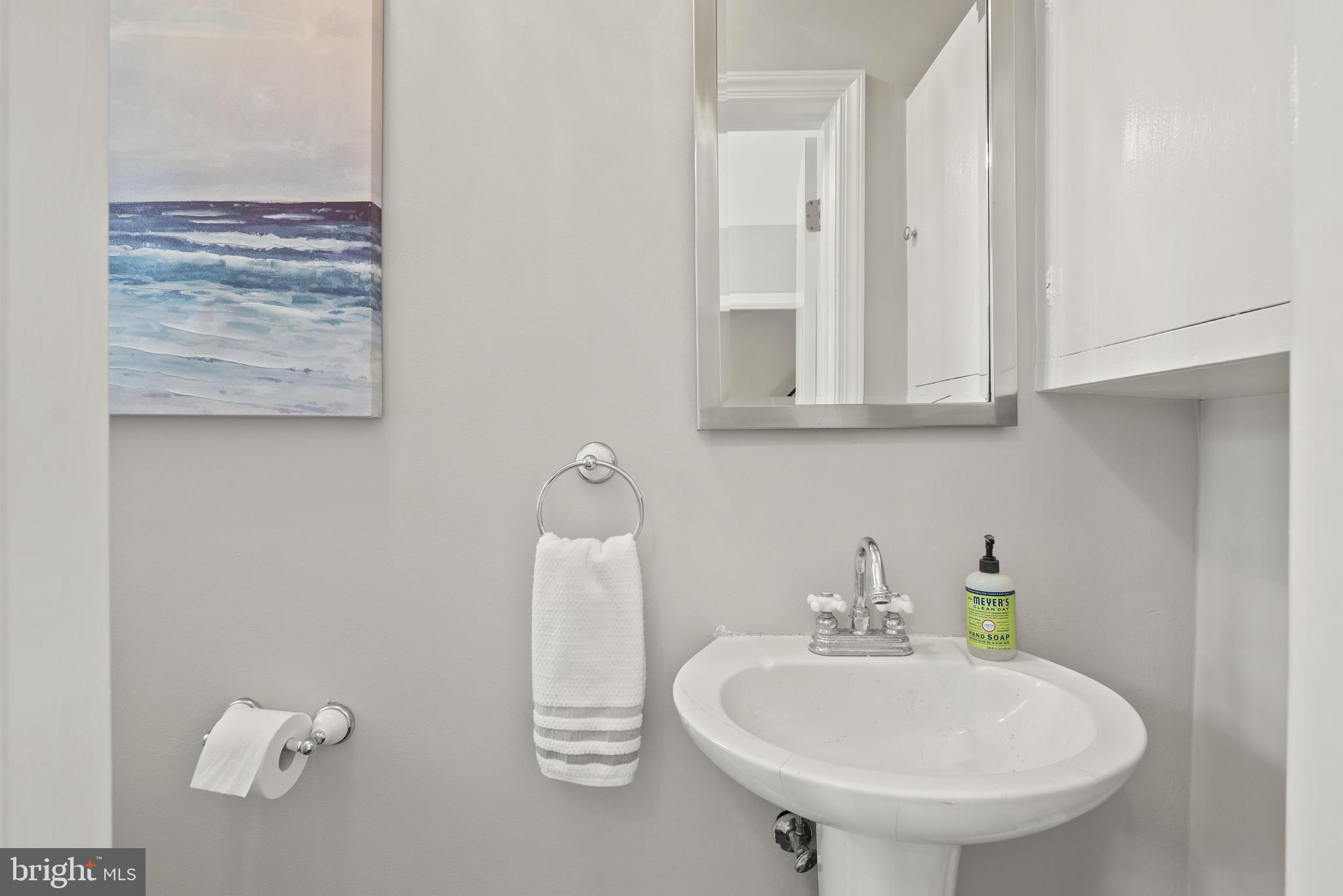 1121 POWHATAN STREET