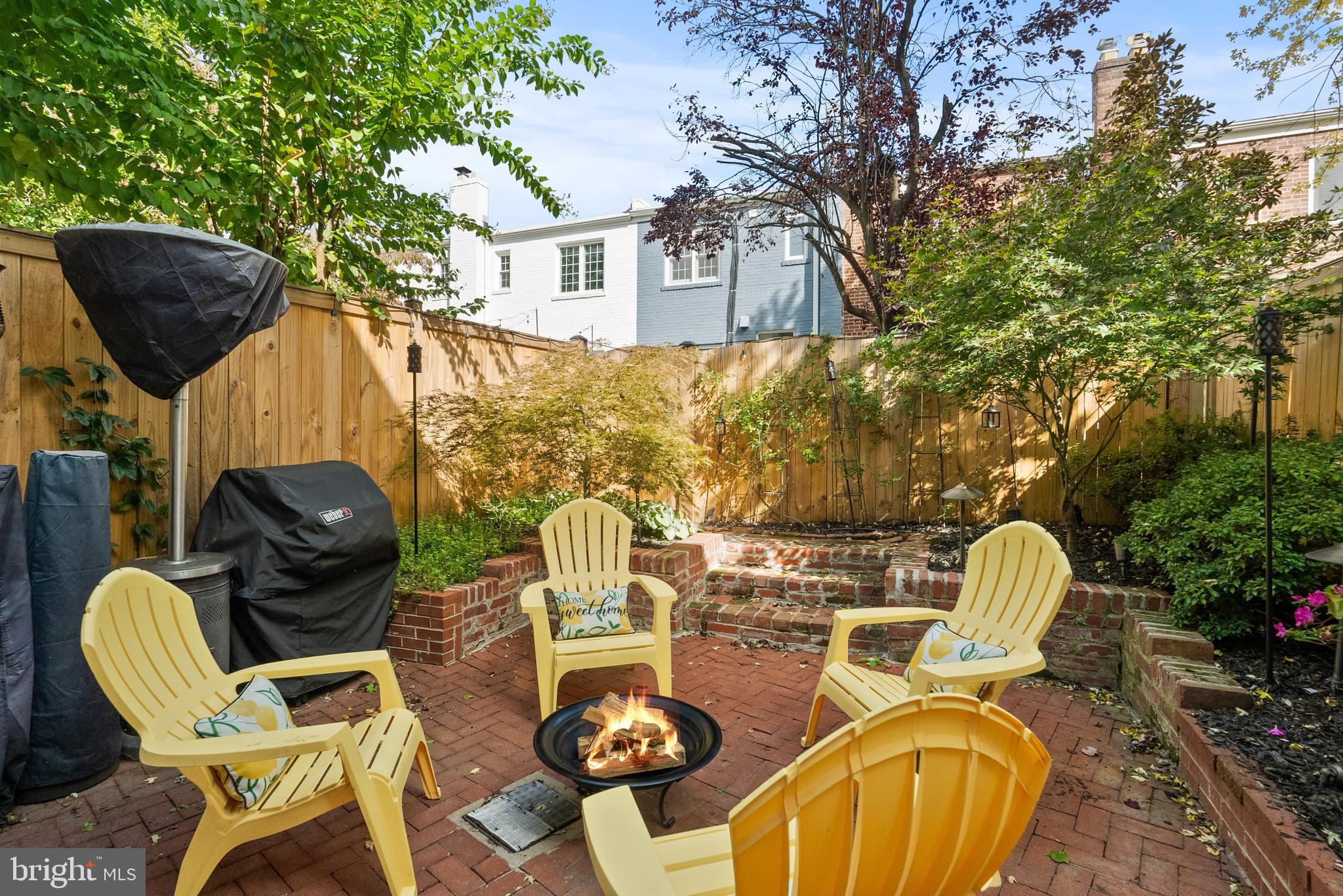 1121 POWHATAN STREET