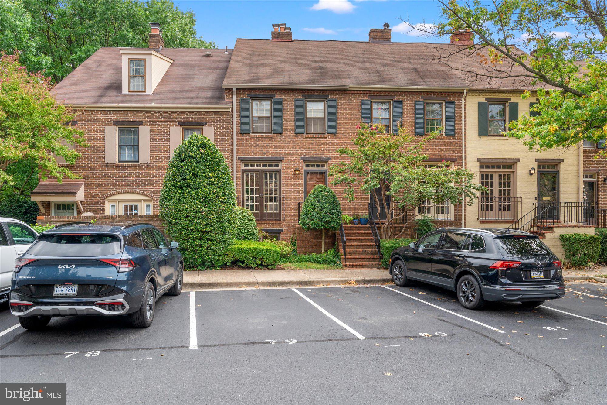 1227 MICHIGAN COURT