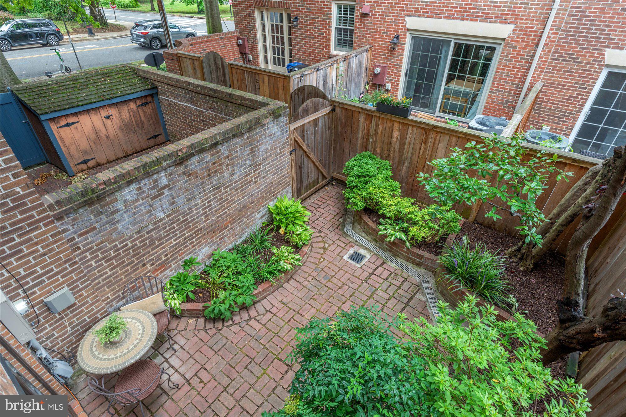 1227 MICHIGAN COURT
