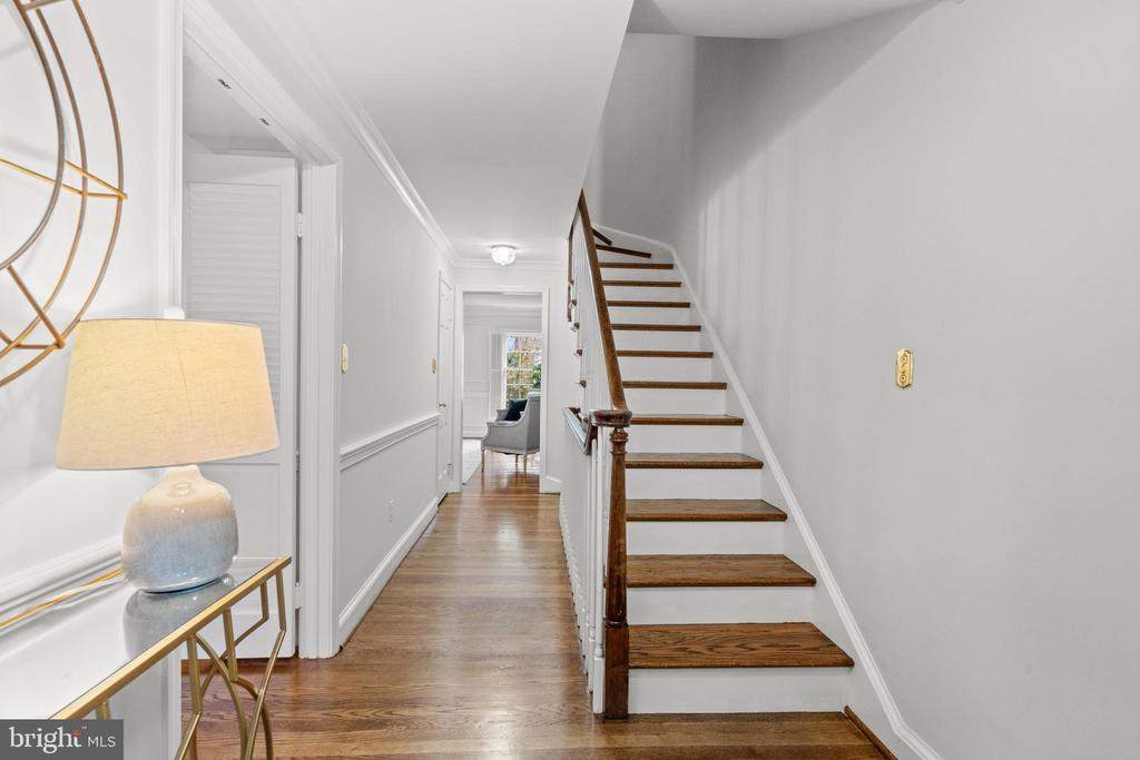 124 CAMERON MEWS