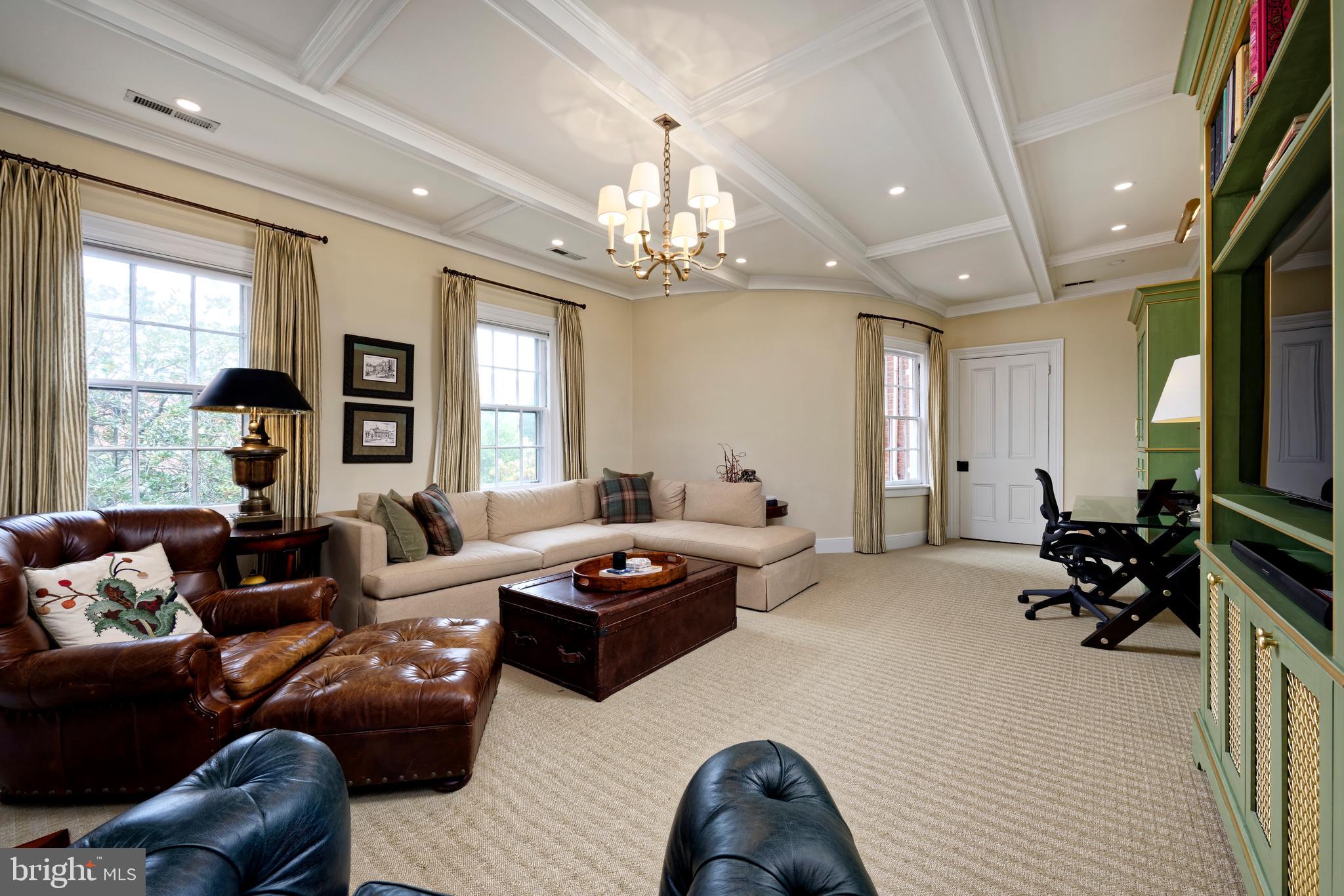 209 S SAINT ASAPH STREET