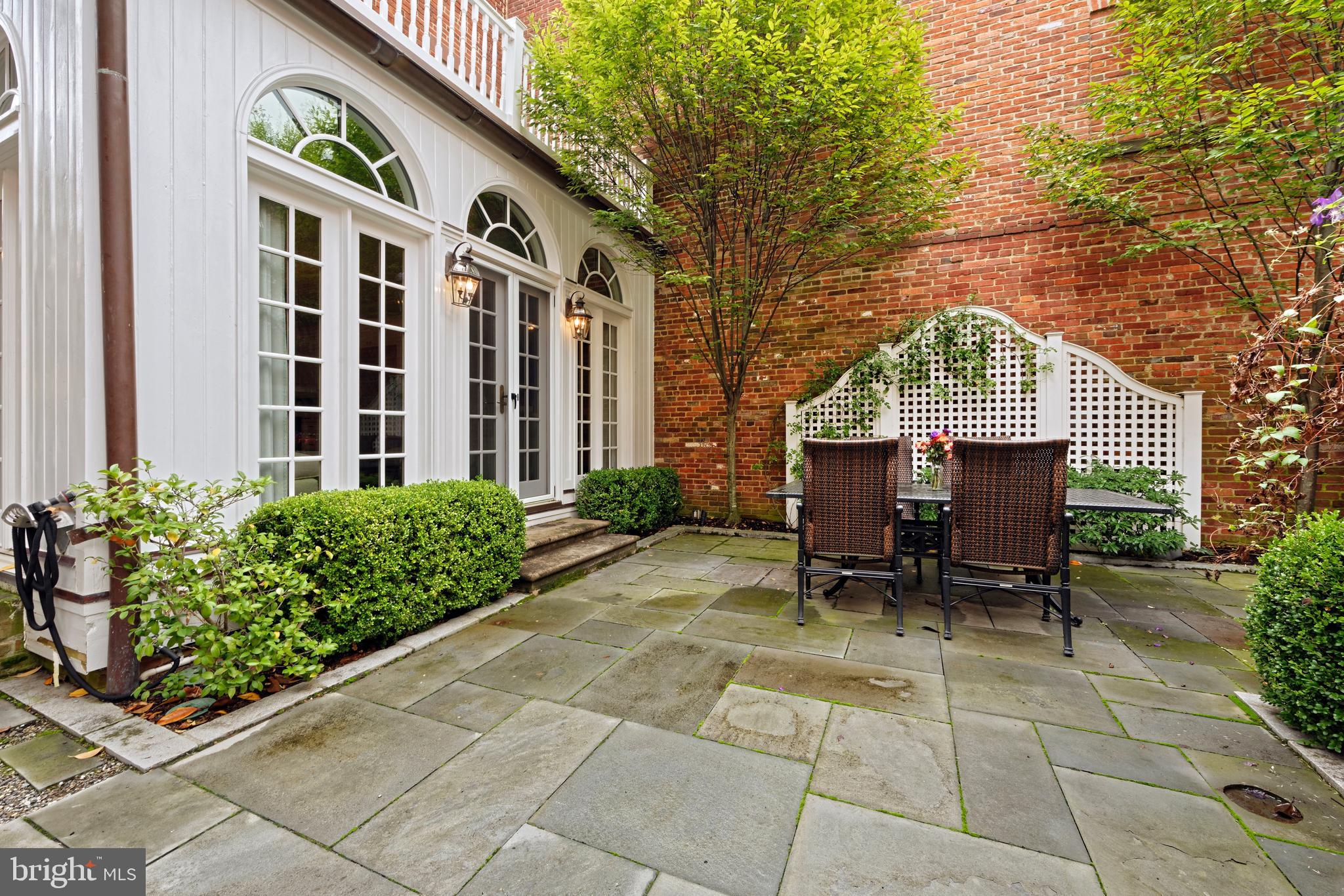 209 S SAINT ASAPH STREET