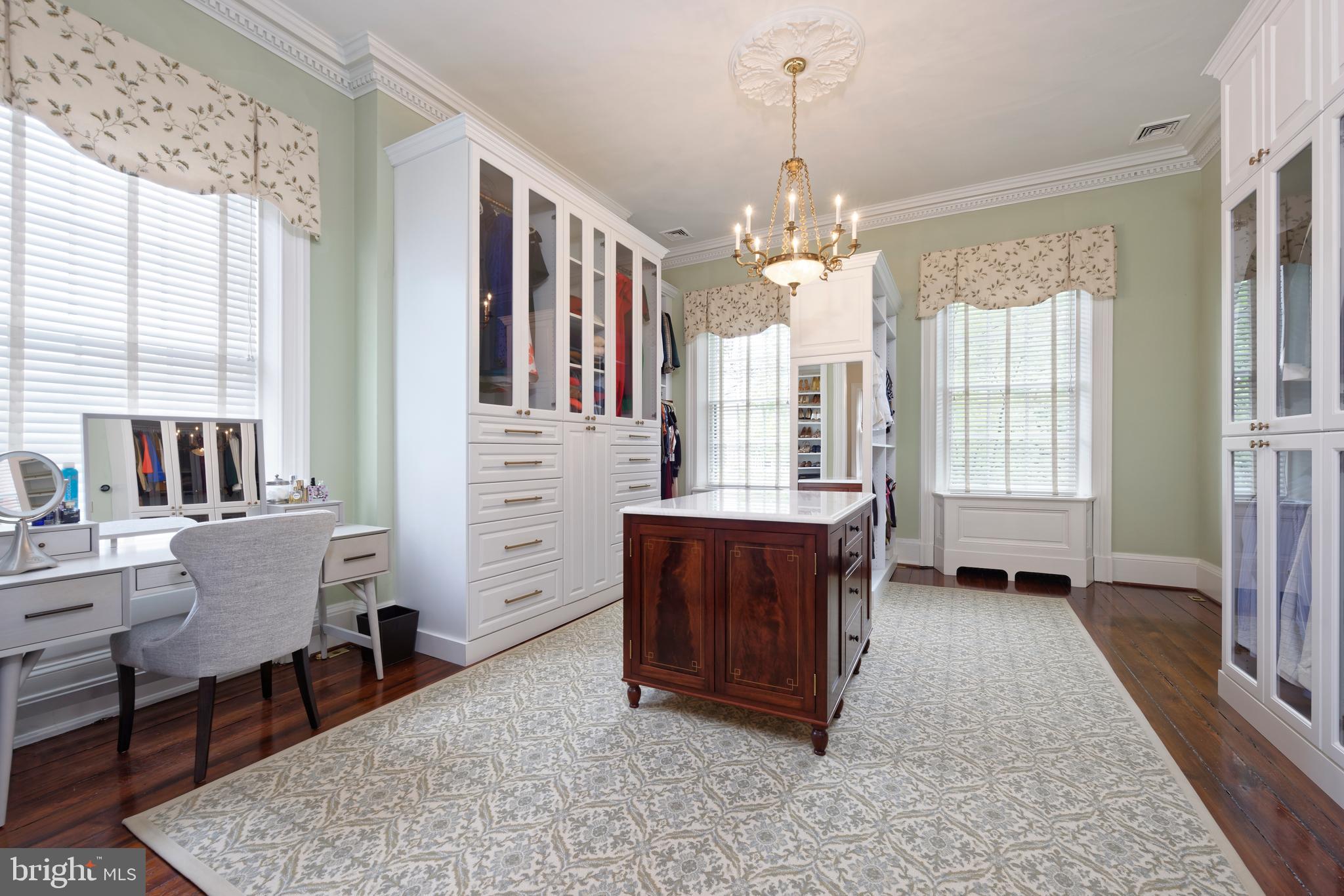 209 S SAINT ASAPH STREET