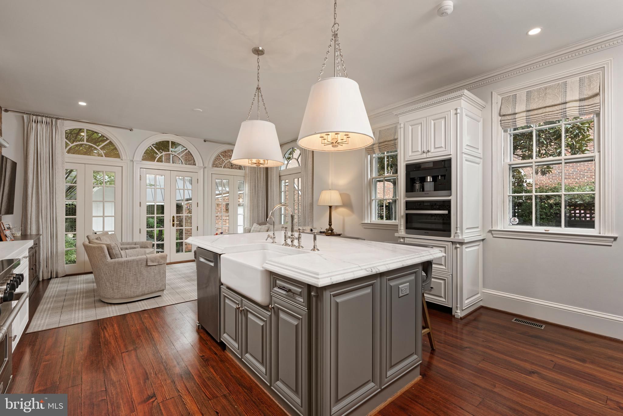 209 S SAINT ASAPH STREET