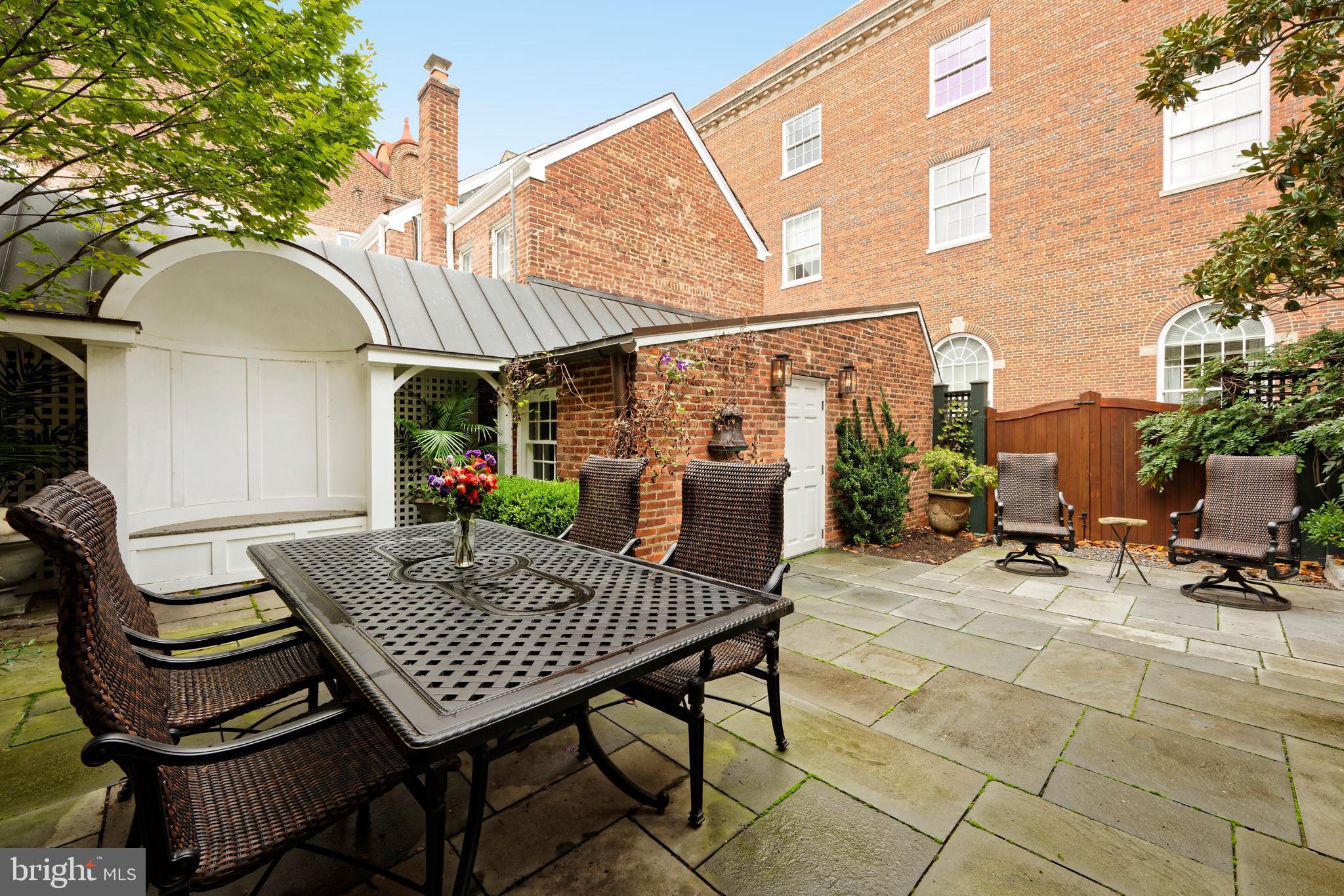 209 S SAINT ASAPH STREET