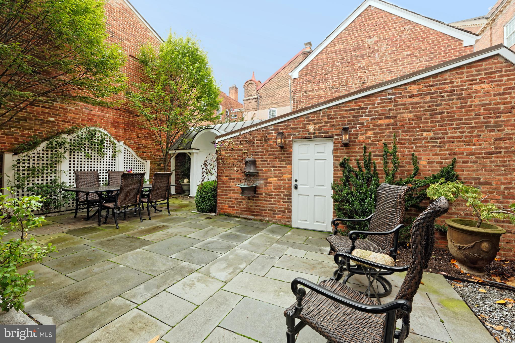 209 S SAINT ASAPH STREET