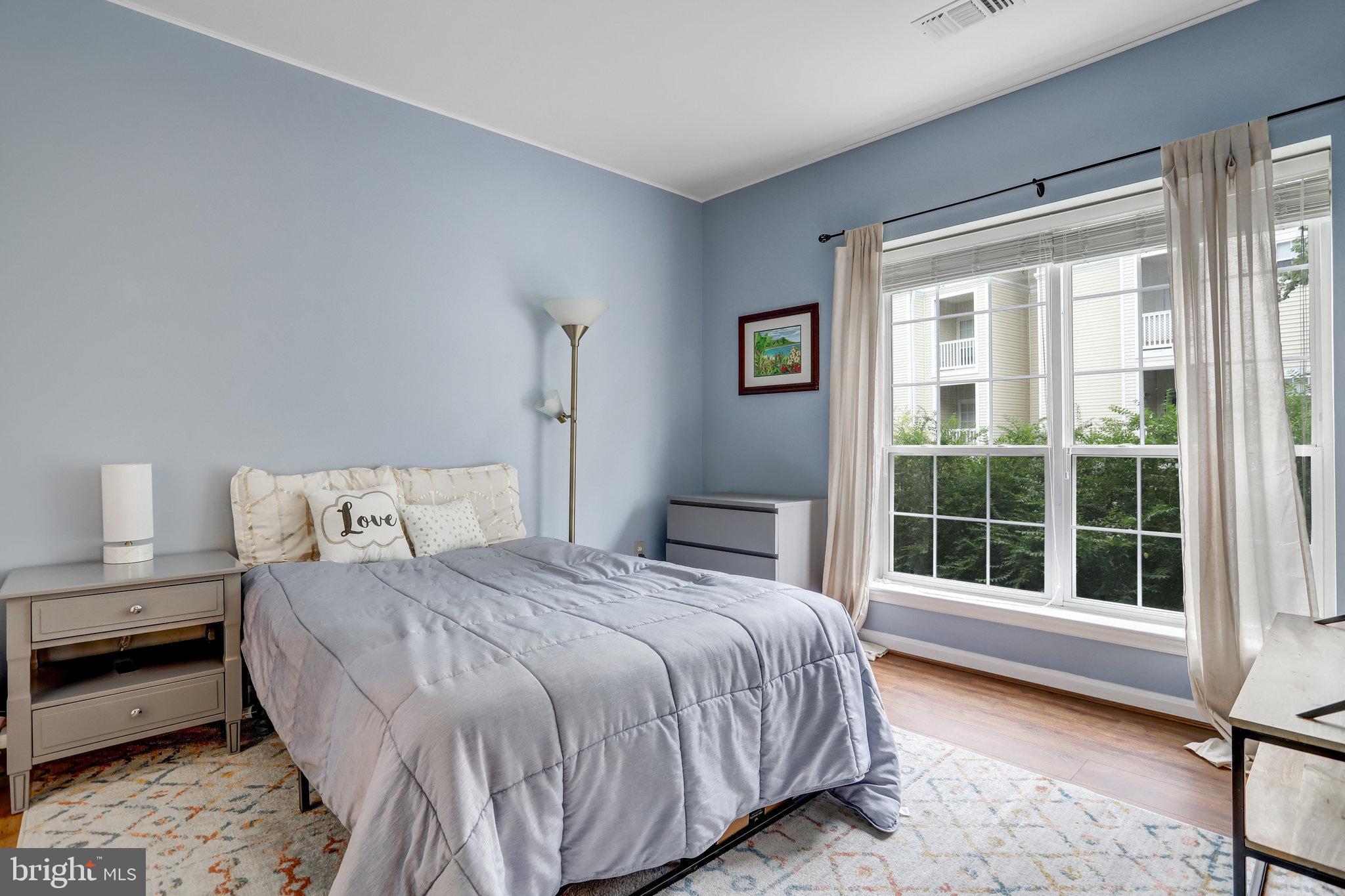 4551 STRUTFIELD LANE 4218