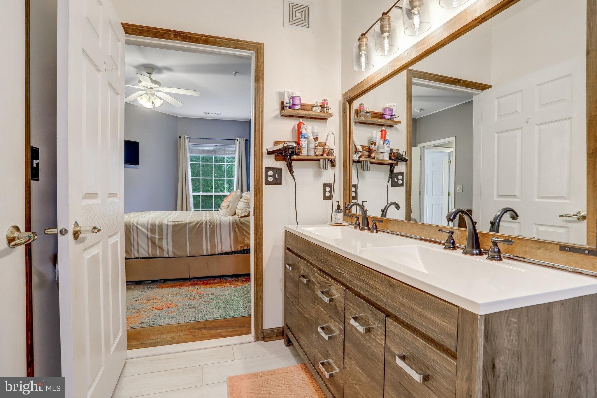 4551 STRUTFIELD LANE 4218