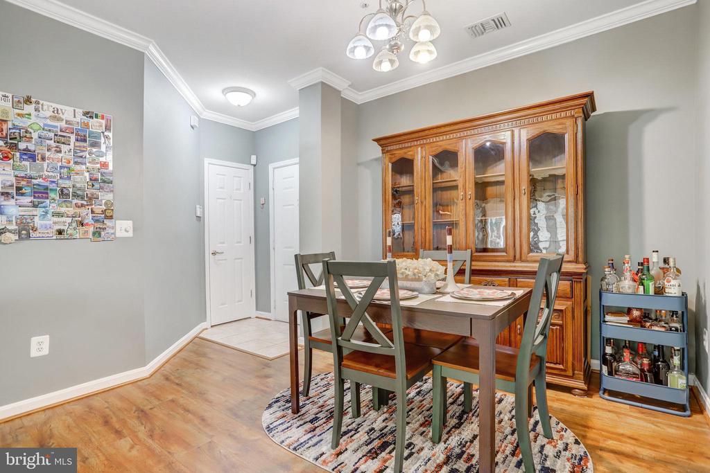 4551 STRUTFIELD LANE 4218