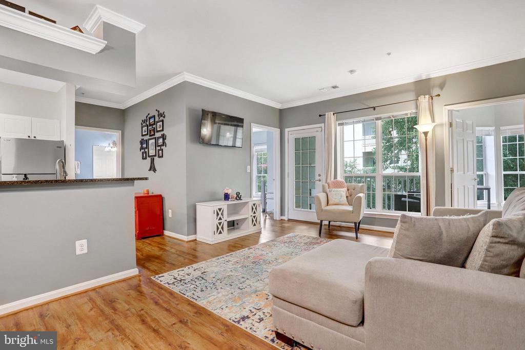 4551 STRUTFIELD LANE 4218