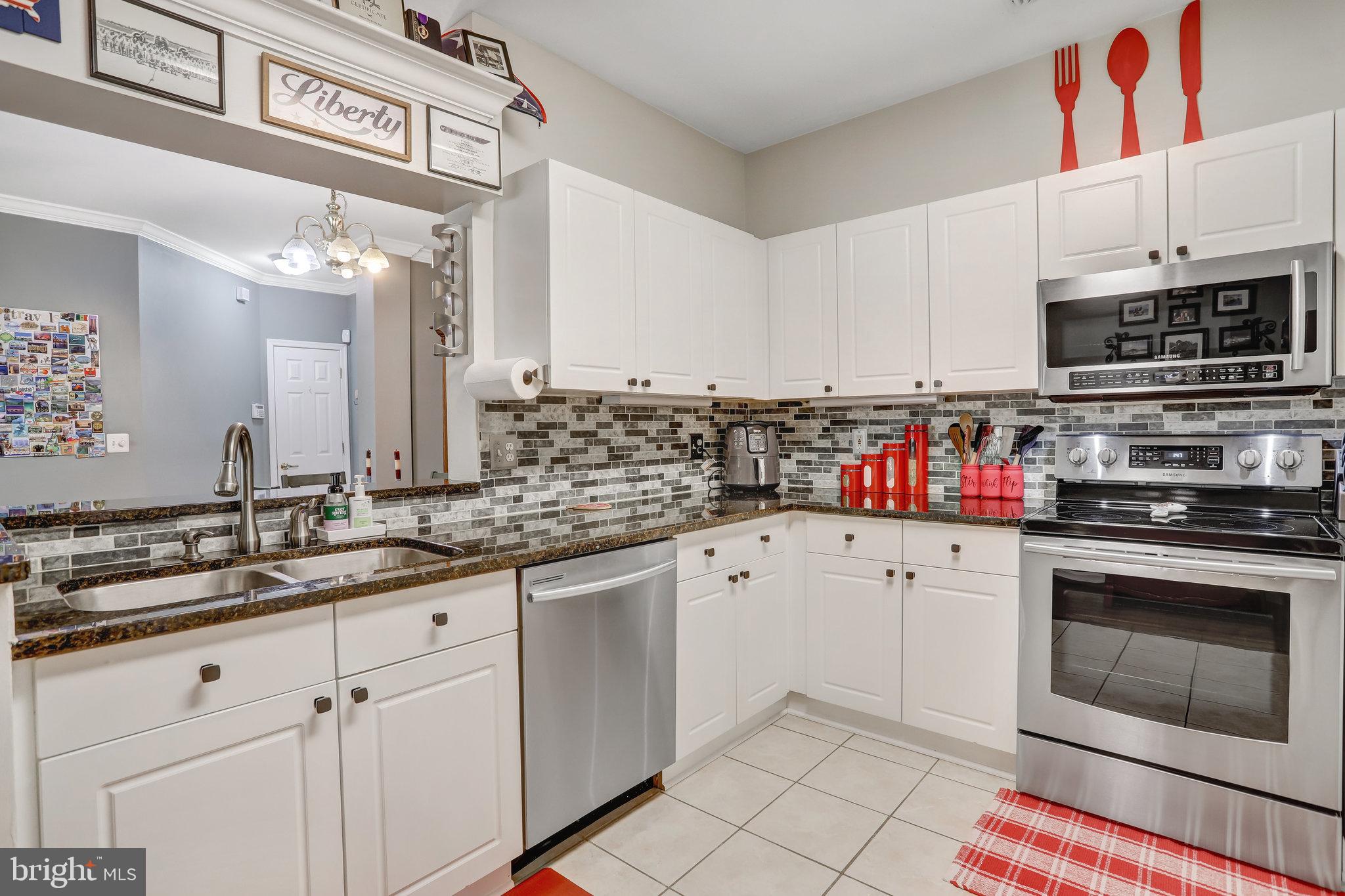 4551 STRUTFIELD LANE 4218