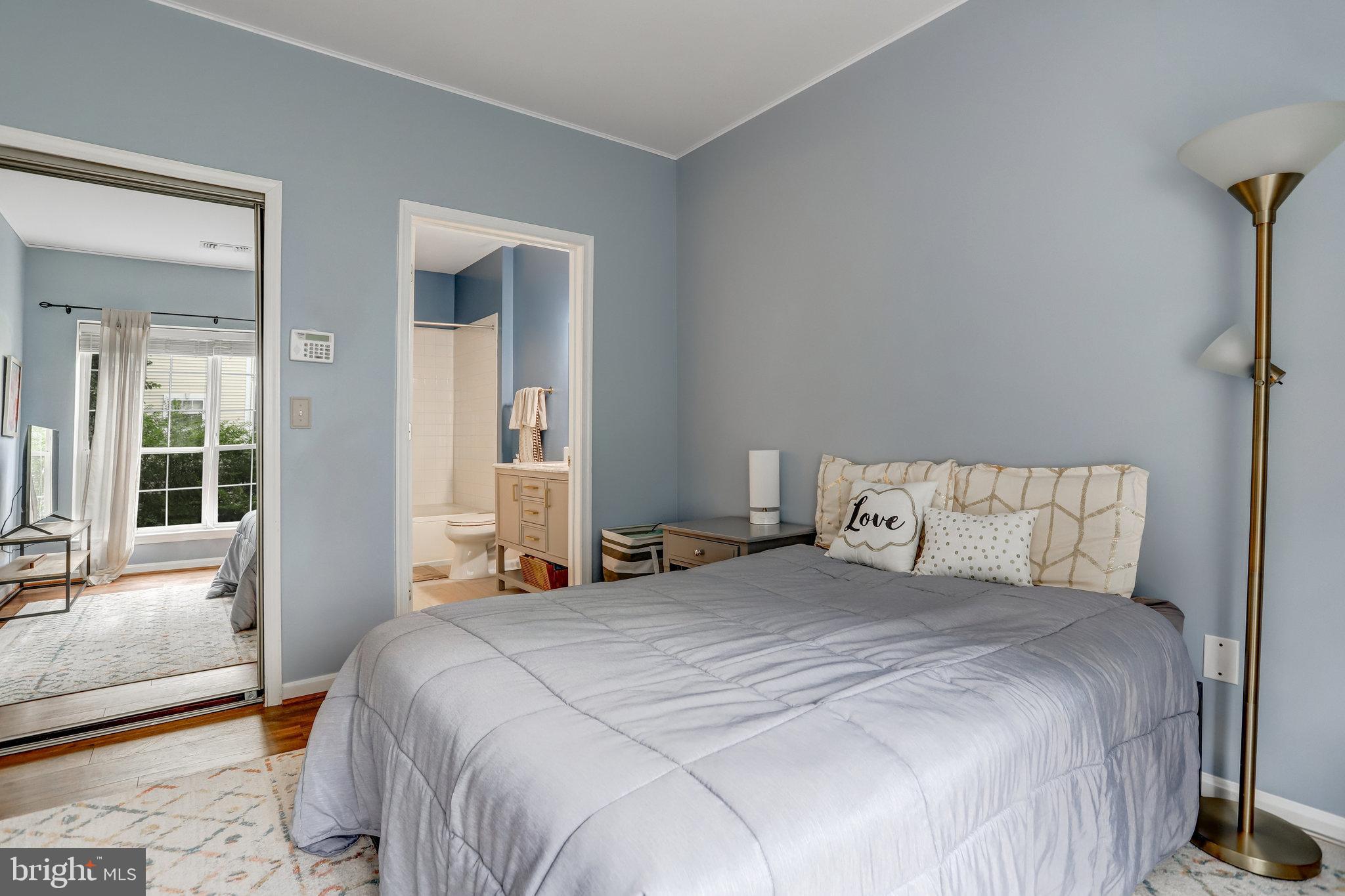 4551 STRUTFIELD LANE 4218