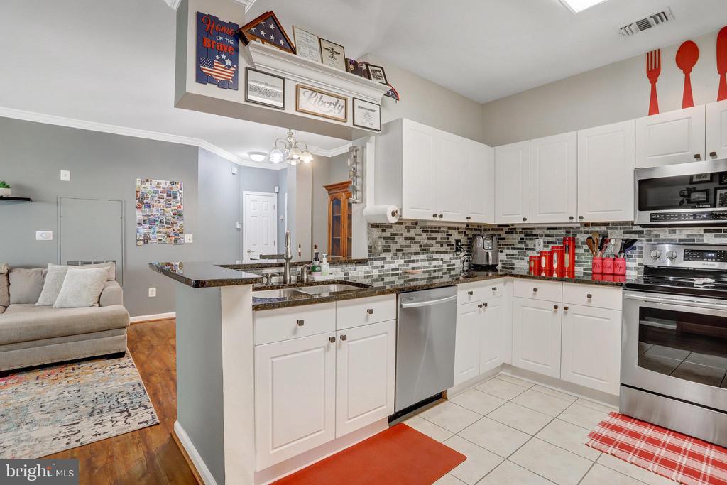 4551 STRUTFIELD LANE 4218