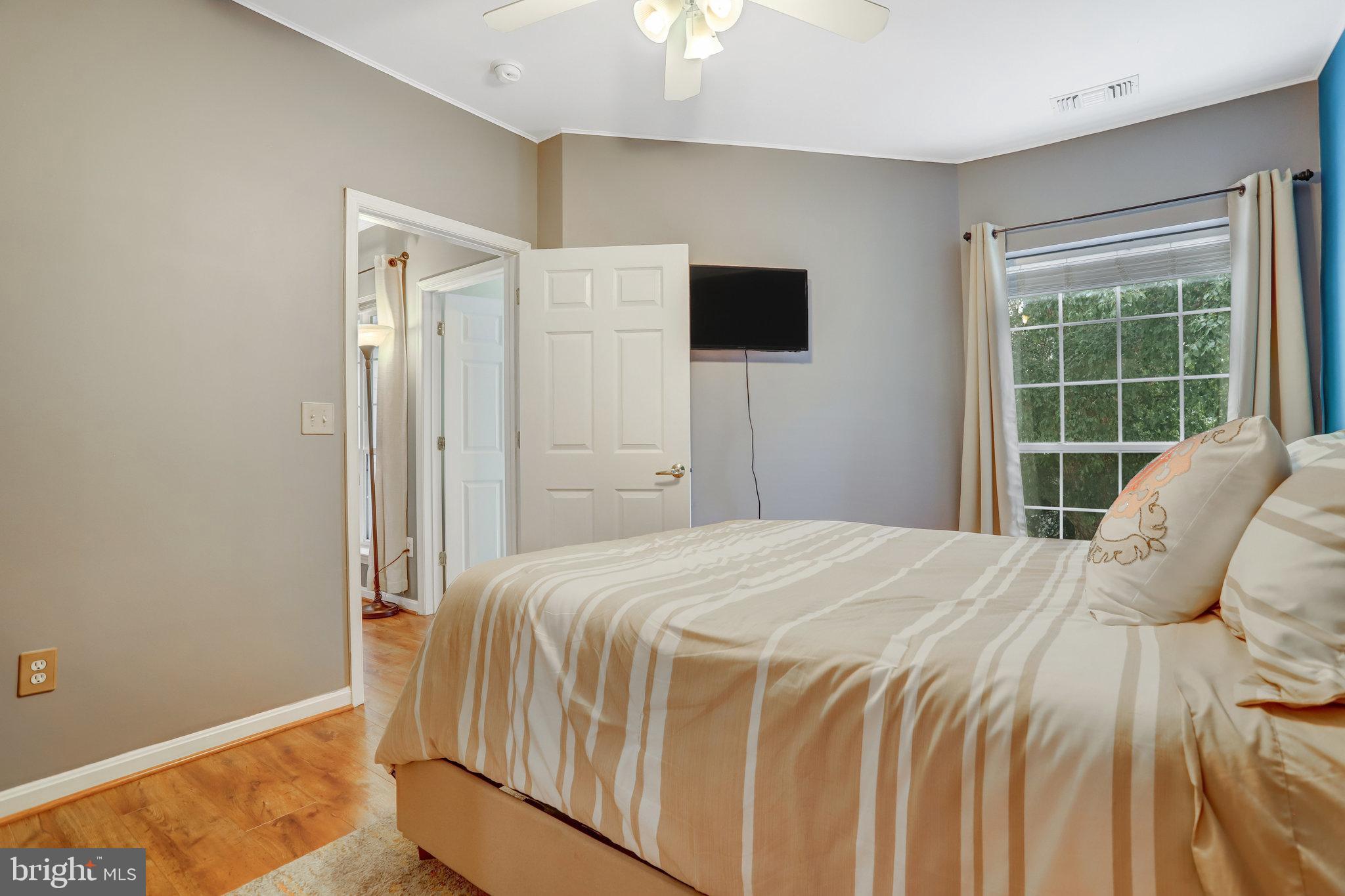 4551 STRUTFIELD LANE 4218