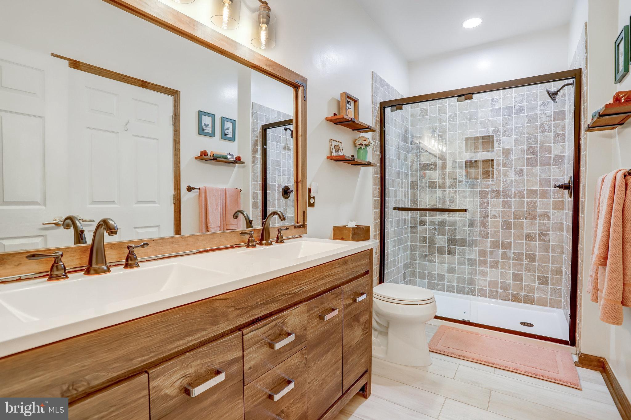 4551 STRUTFIELD LANE 4218