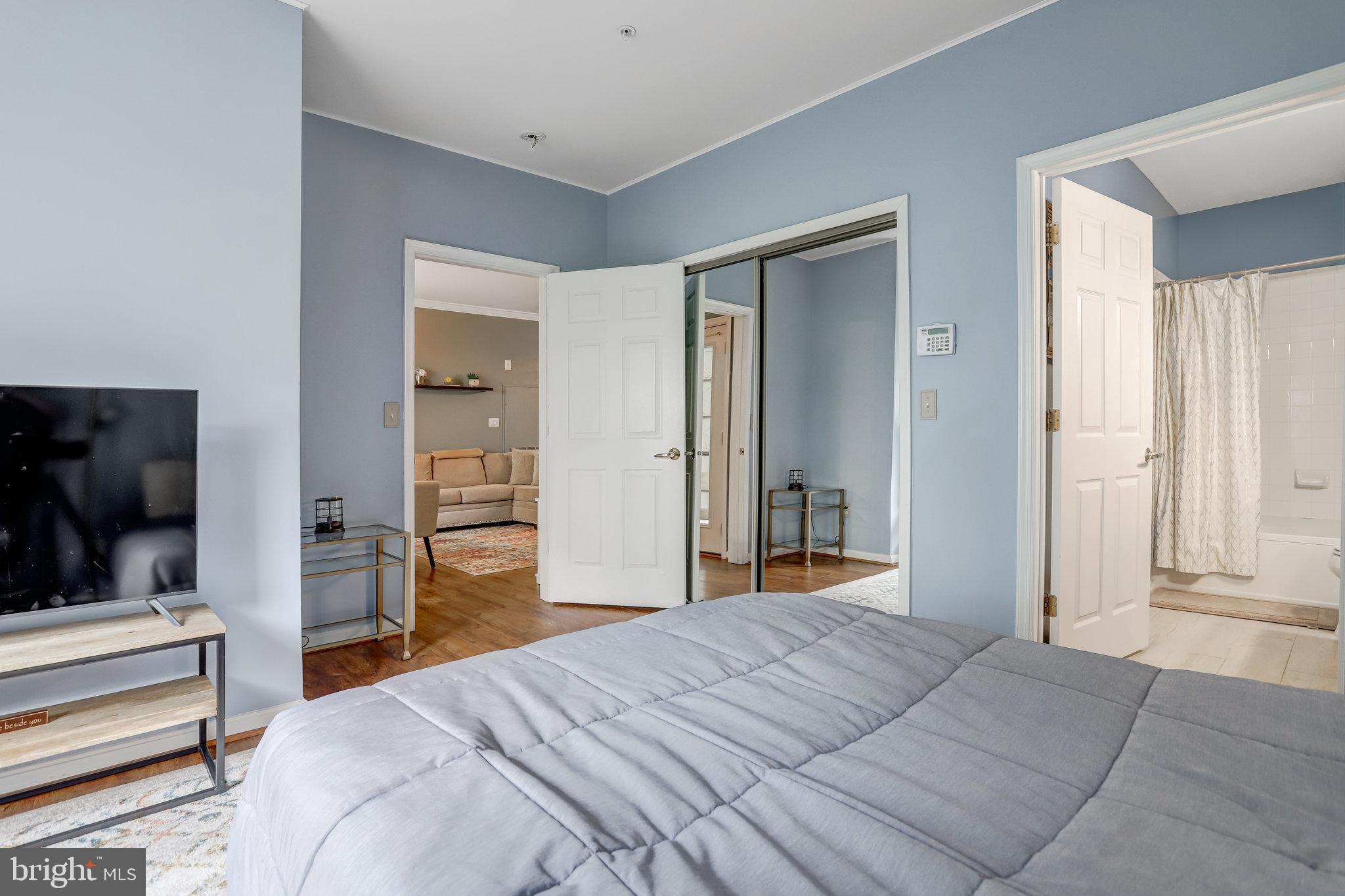 4551 STRUTFIELD LANE 4218