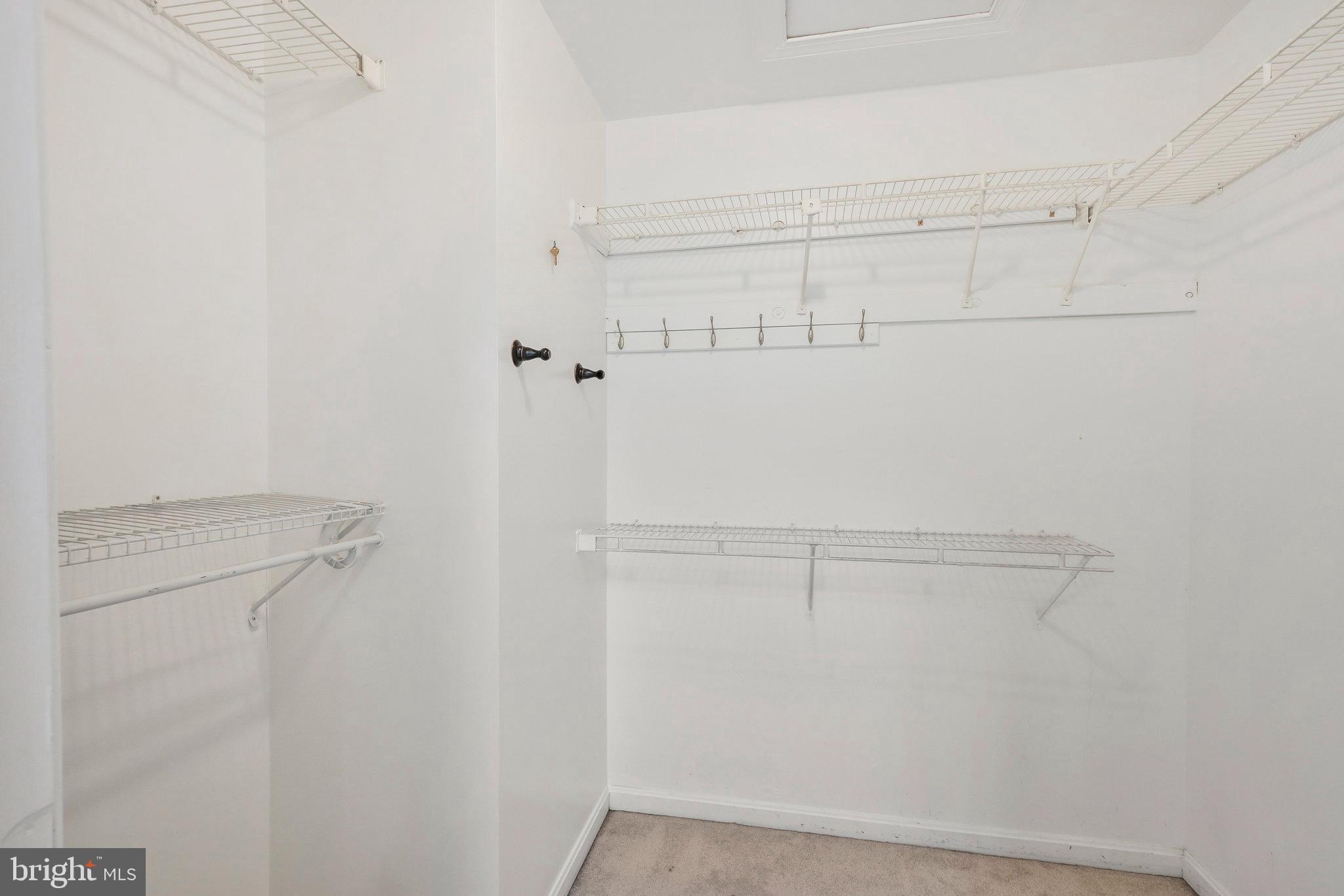 1129 QUAKER HILL COURT