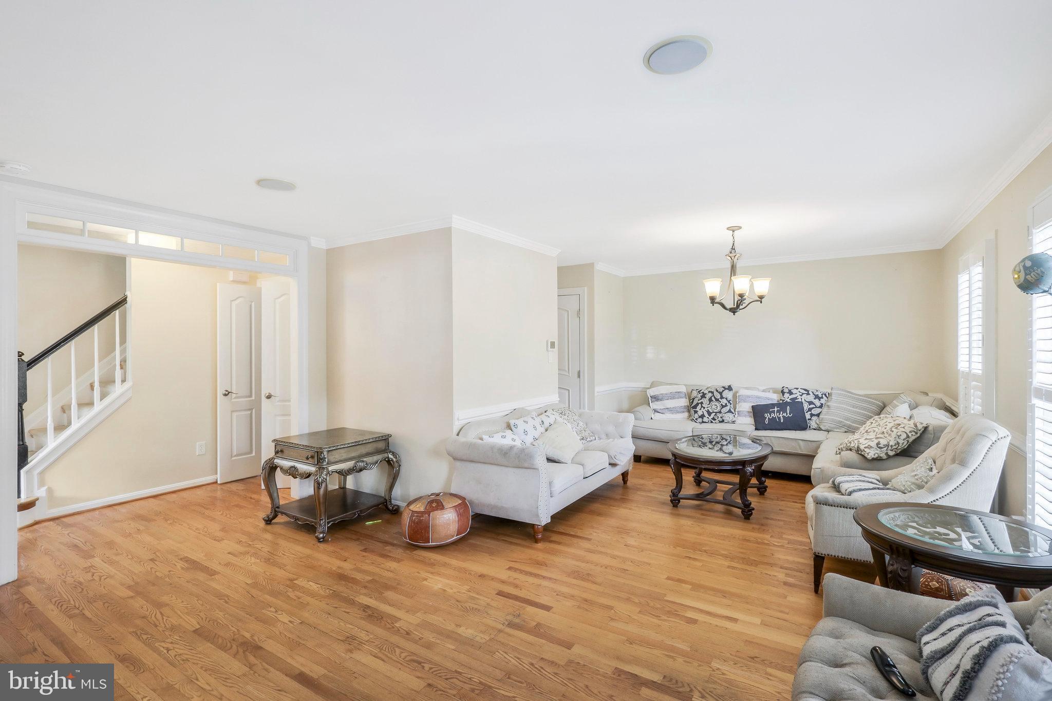 1129 QUAKER HILL COURT
