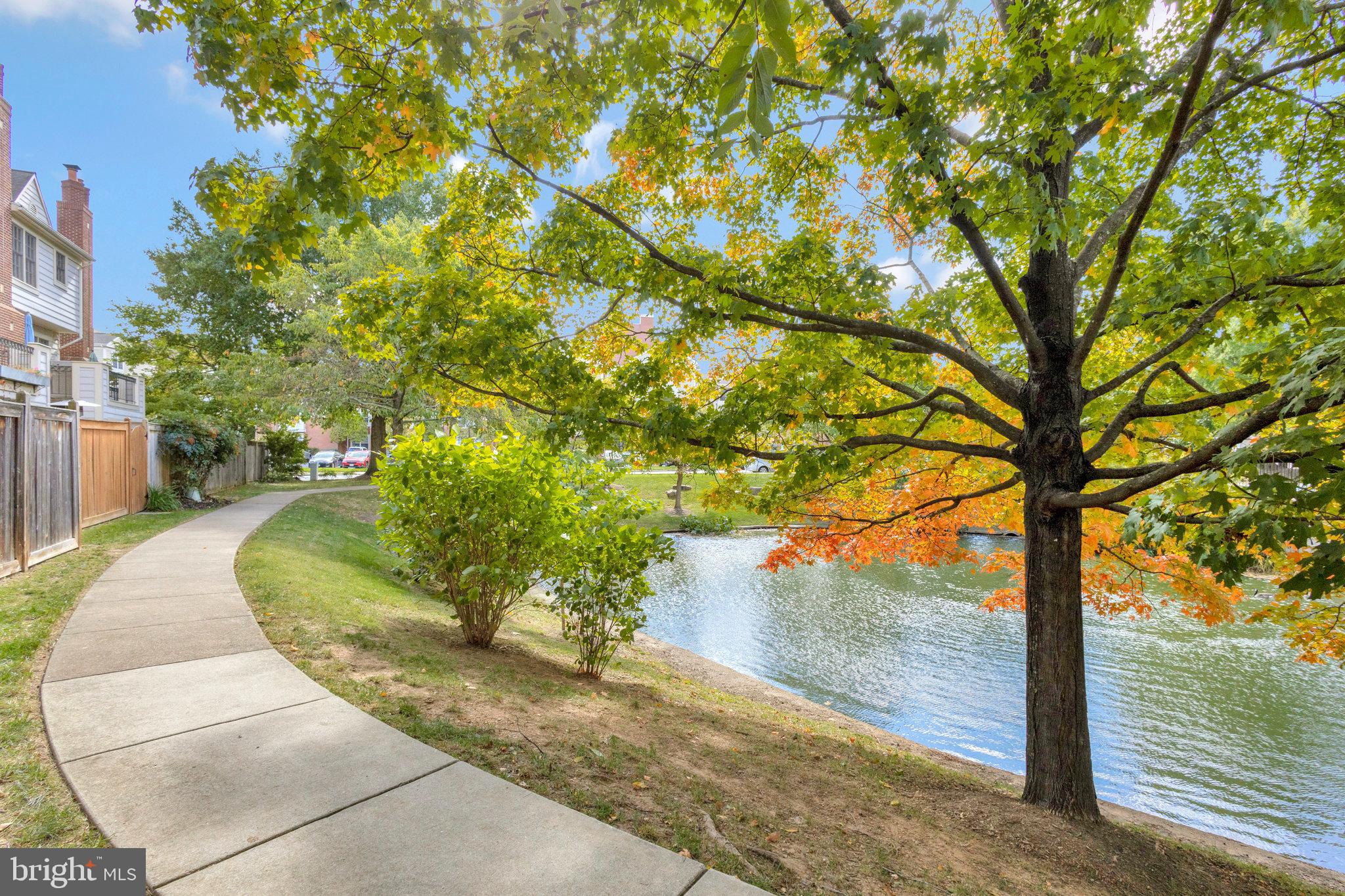 1129 QUAKER HILL COURT