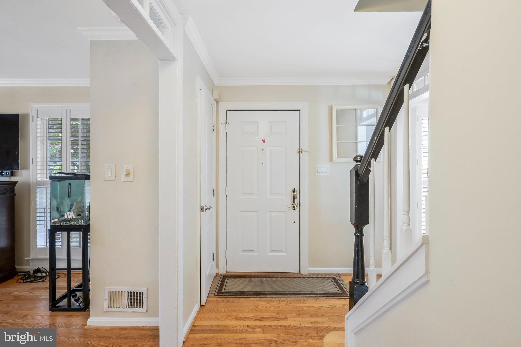 1129 QUAKER HILL COURT