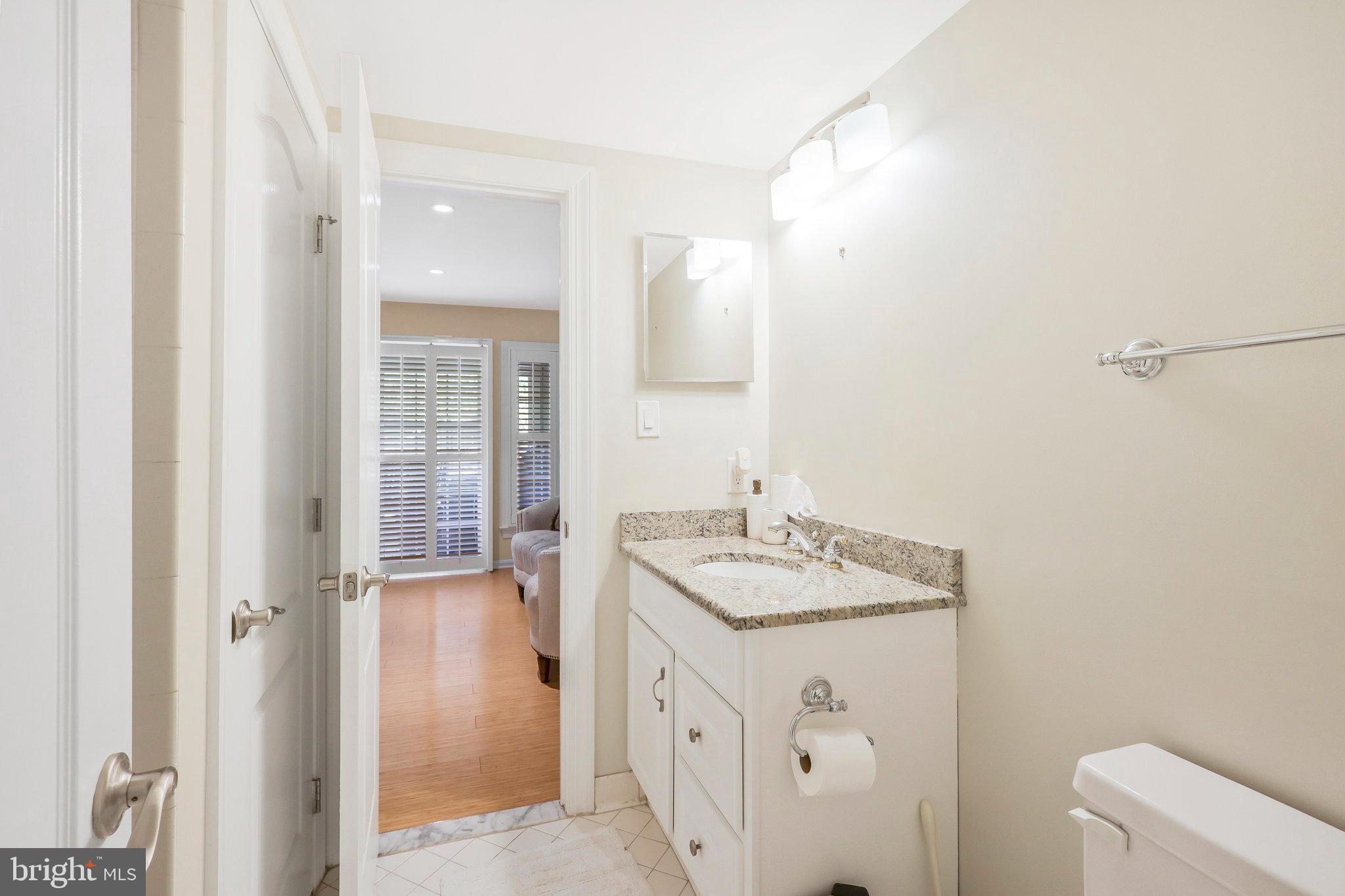 1129 QUAKER HILL COURT