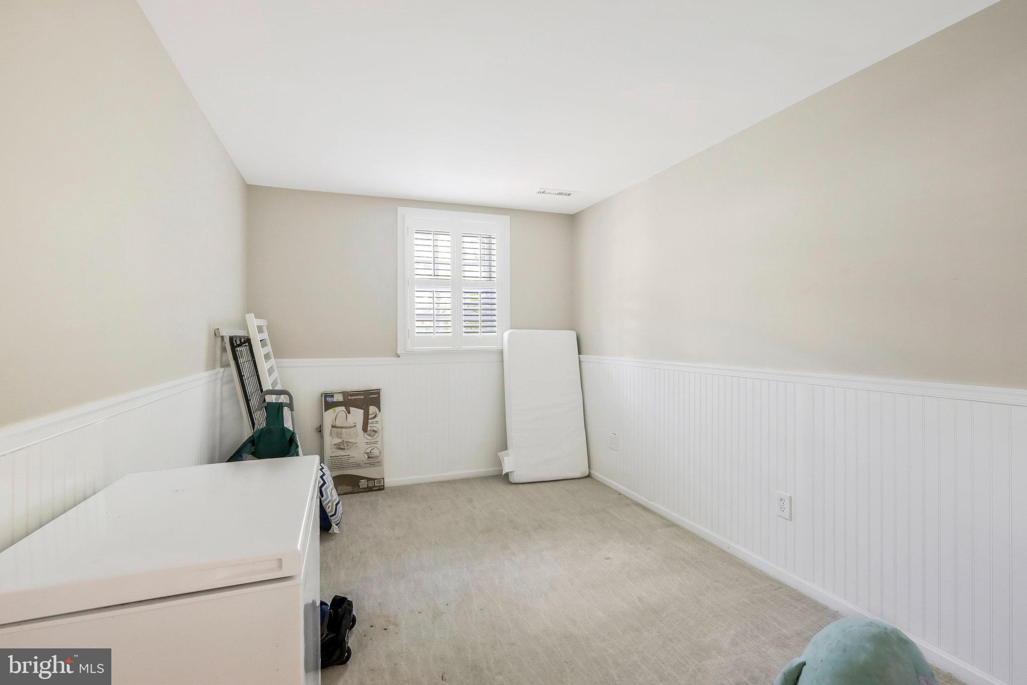 1129 QUAKER HILL COURT