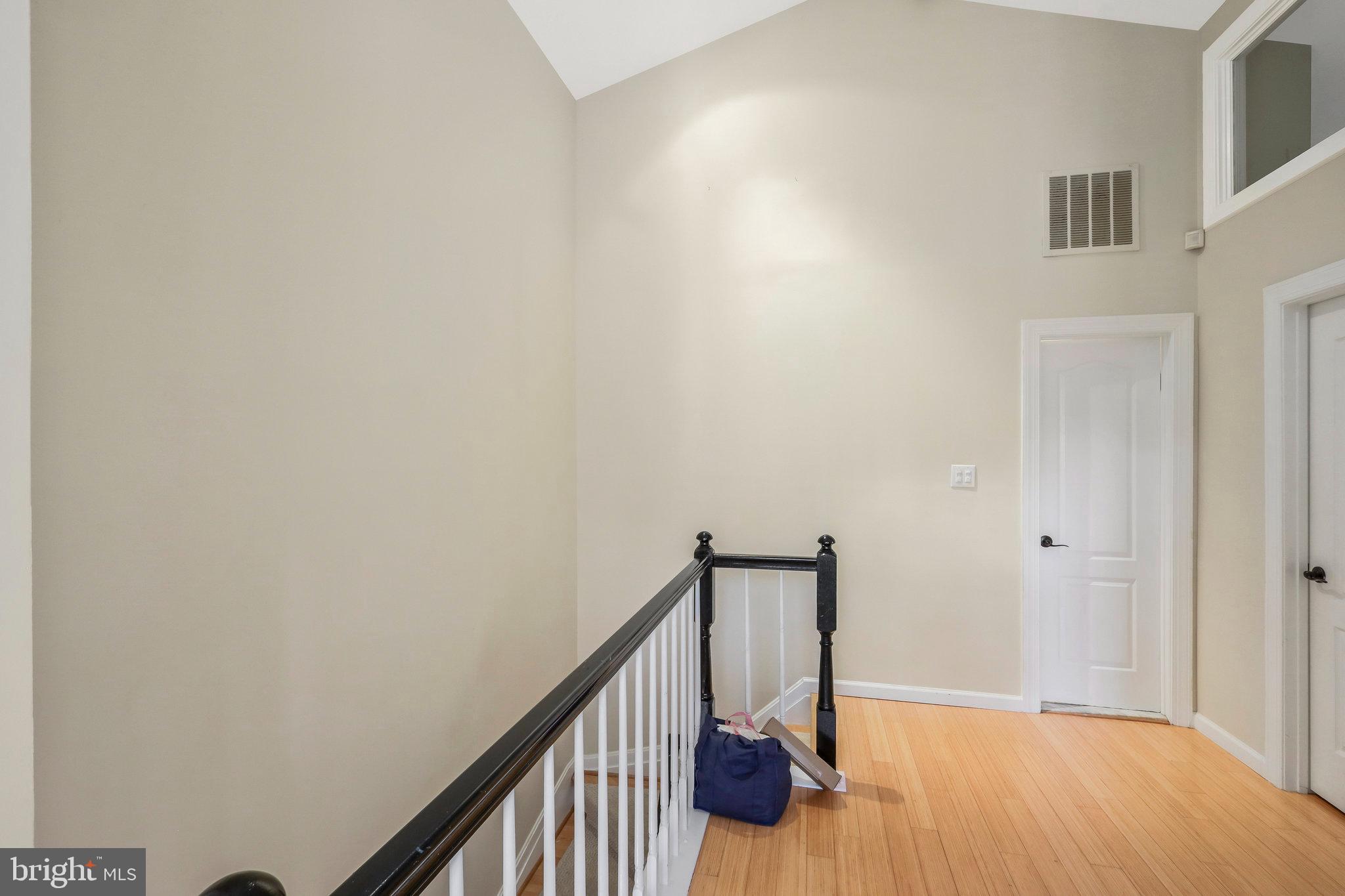 1129 QUAKER HILL COURT