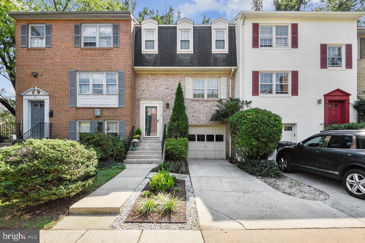 2A W CHAPMAN STREET