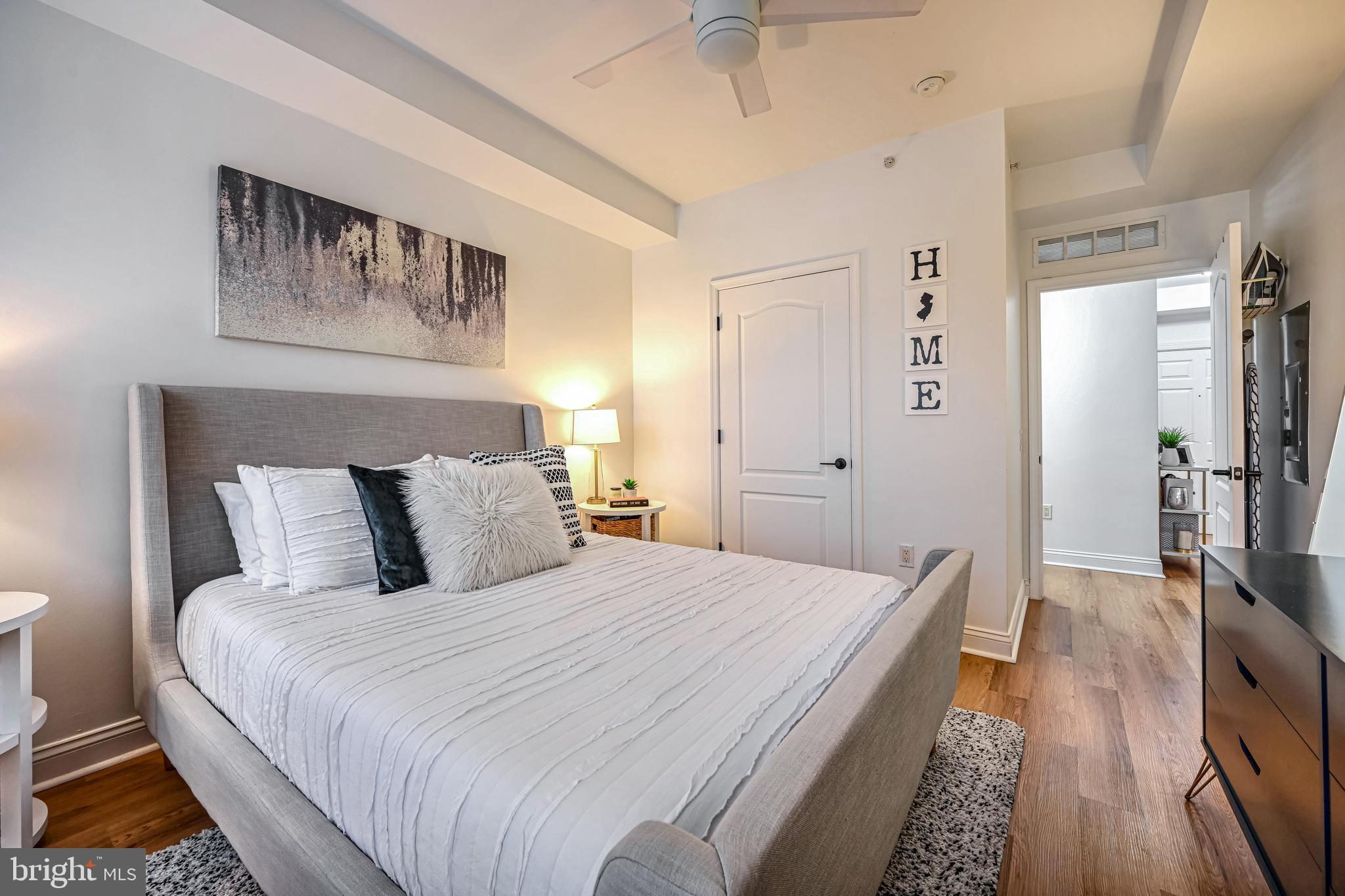 1111 ORONOCO STREET 227