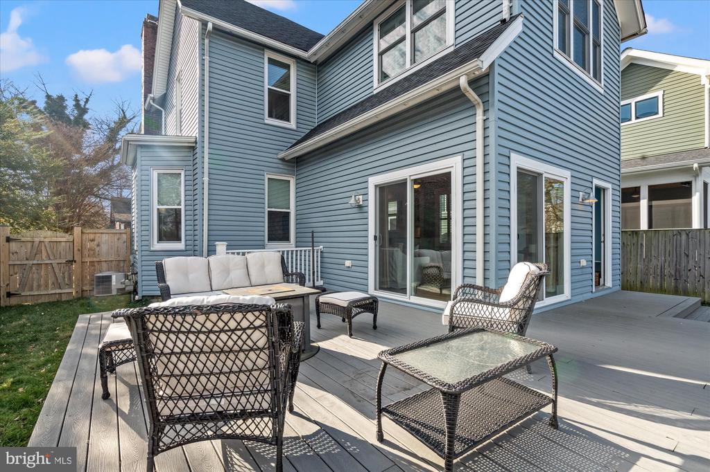 308 CLIFFORD AVENUE