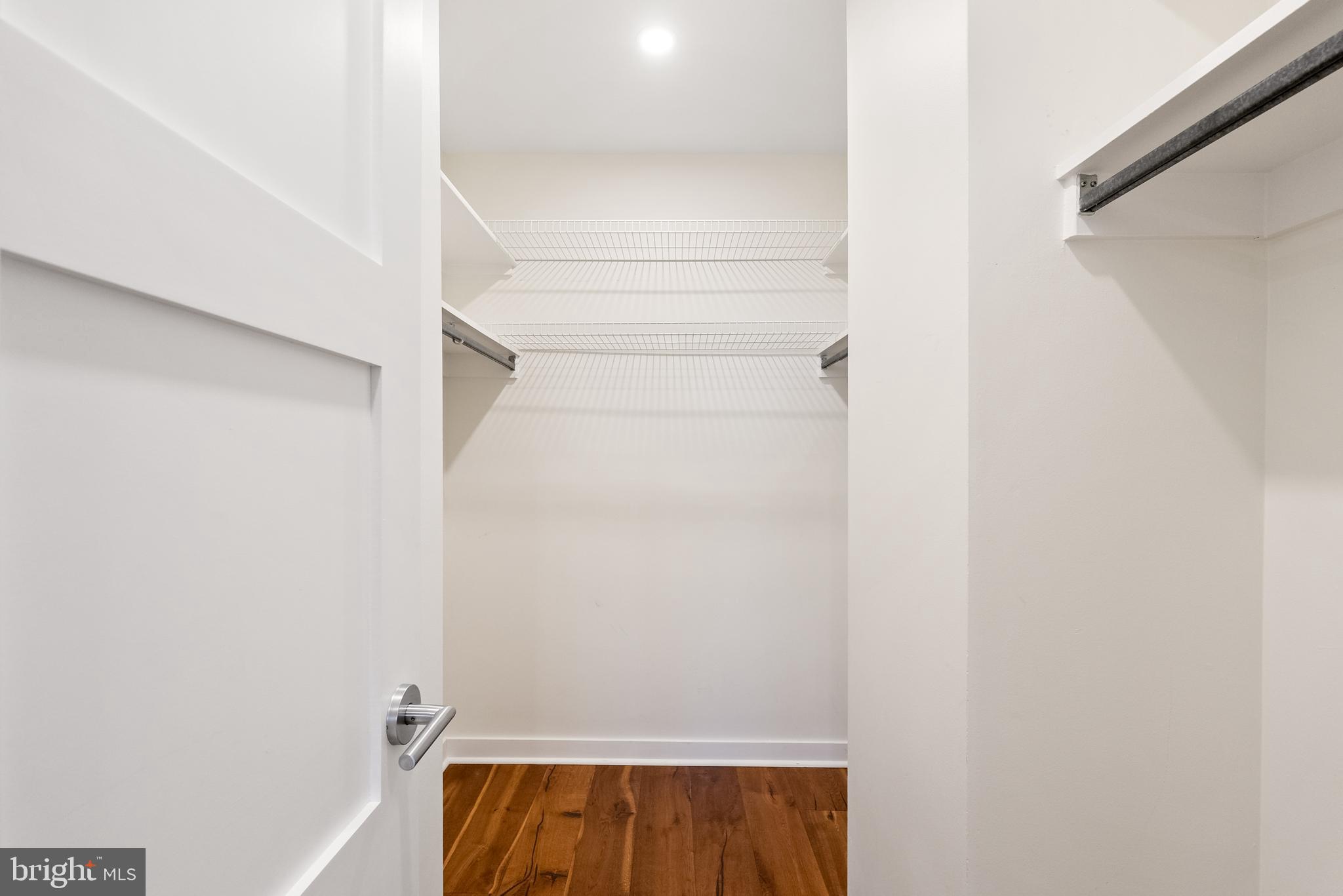 400 MADISON STREET 402