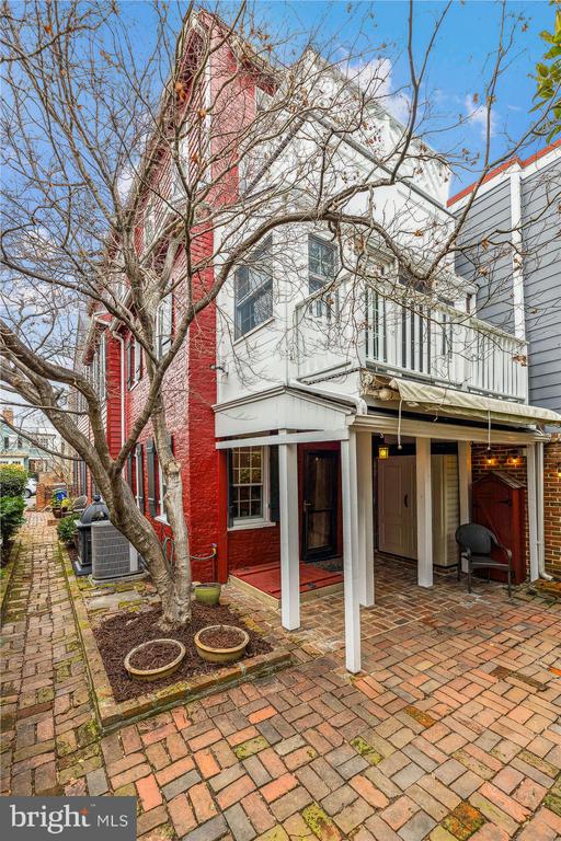 510 QUEEN STREET