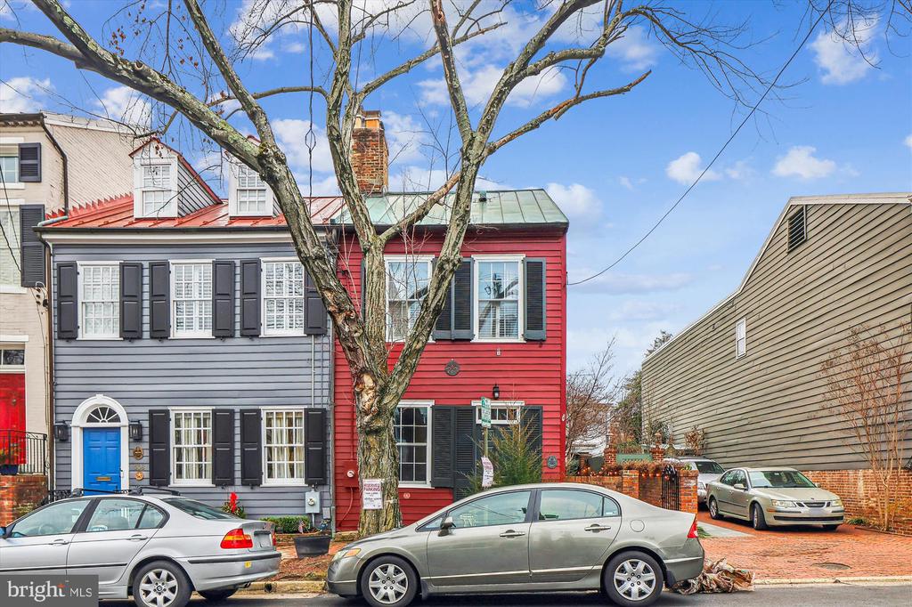 510 QUEEN STREET