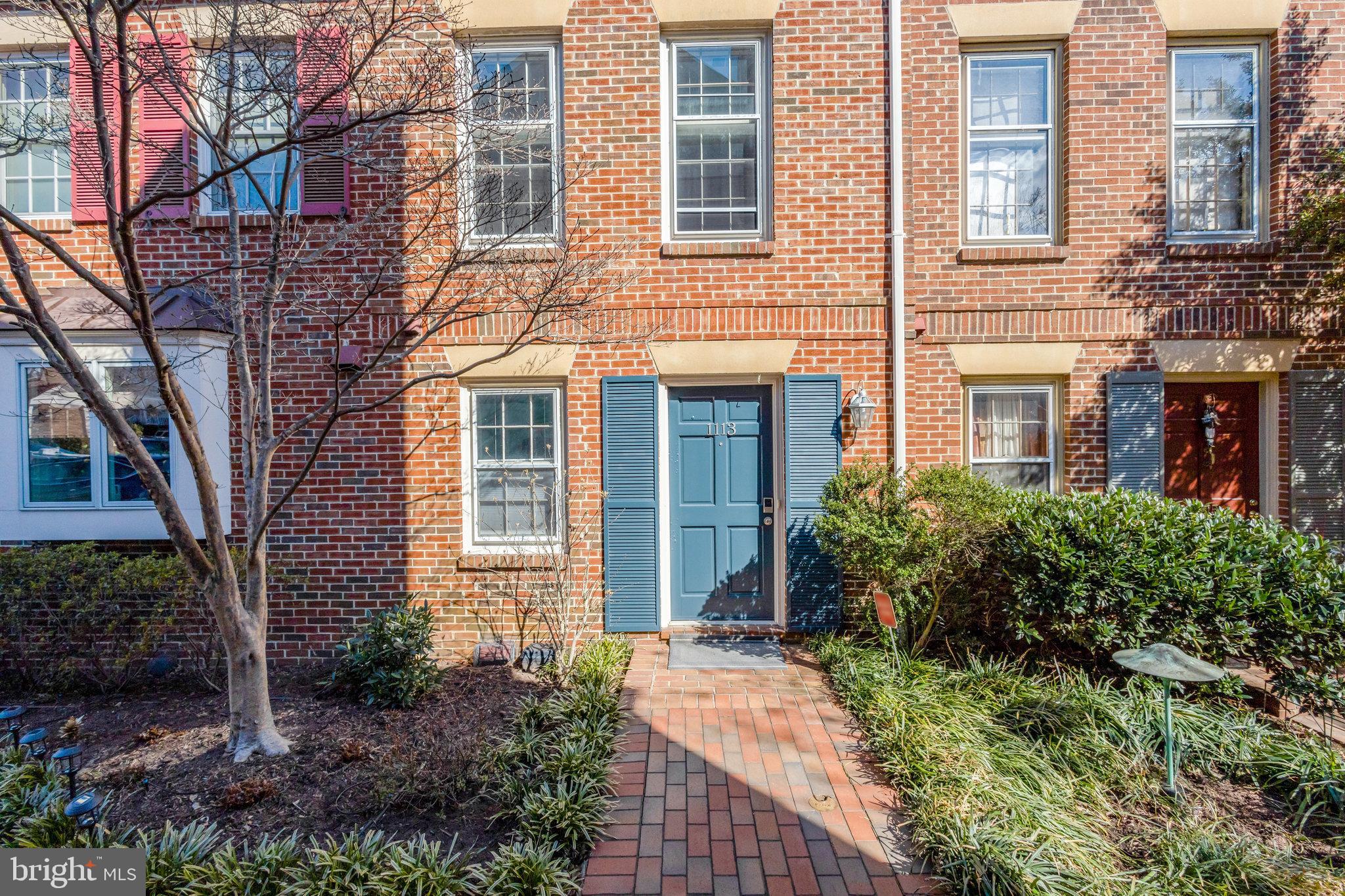 1113 MICHIGAN COURT