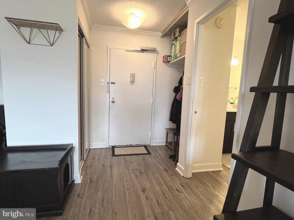 203 YOAKUM PARKWAY 1103