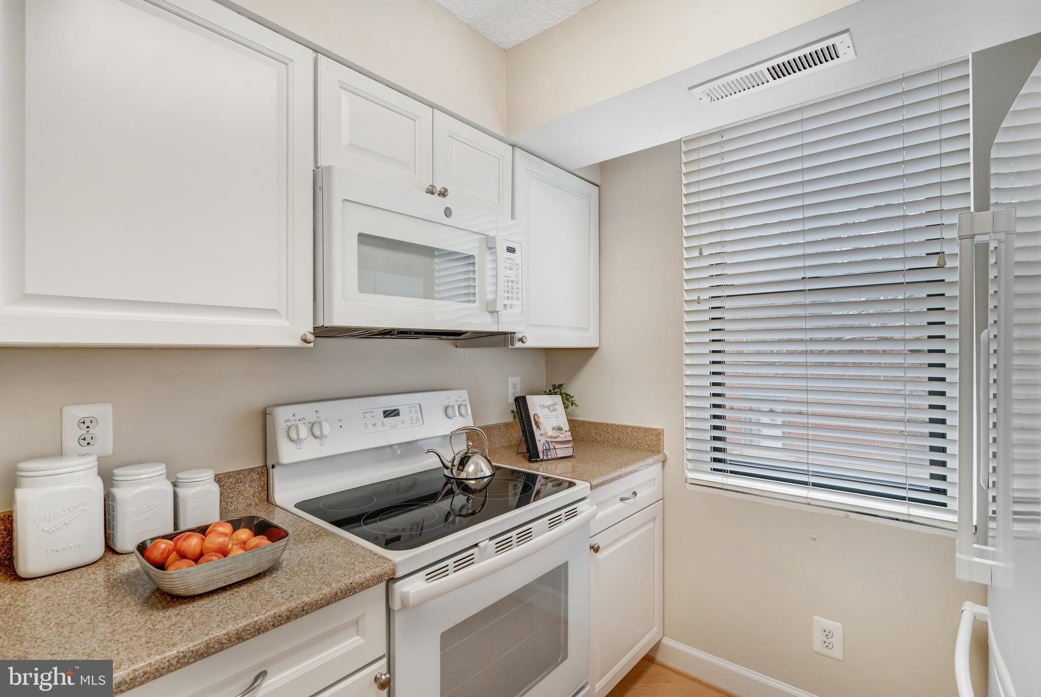 1200 BRADDOCK PLACE 215