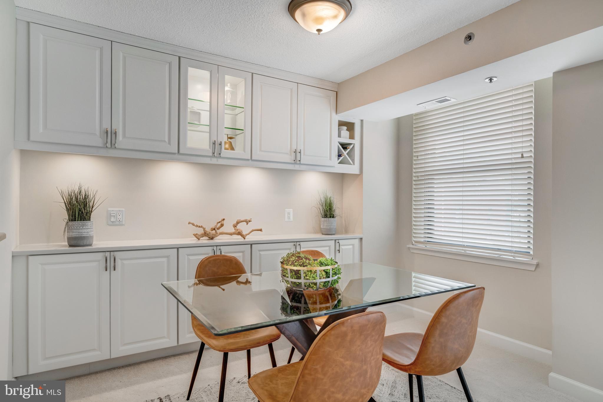 1200 BRADDOCK PLACE 215