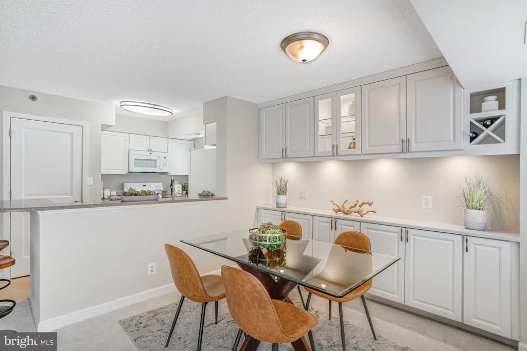 1200 BRADDOCK PLACE 215