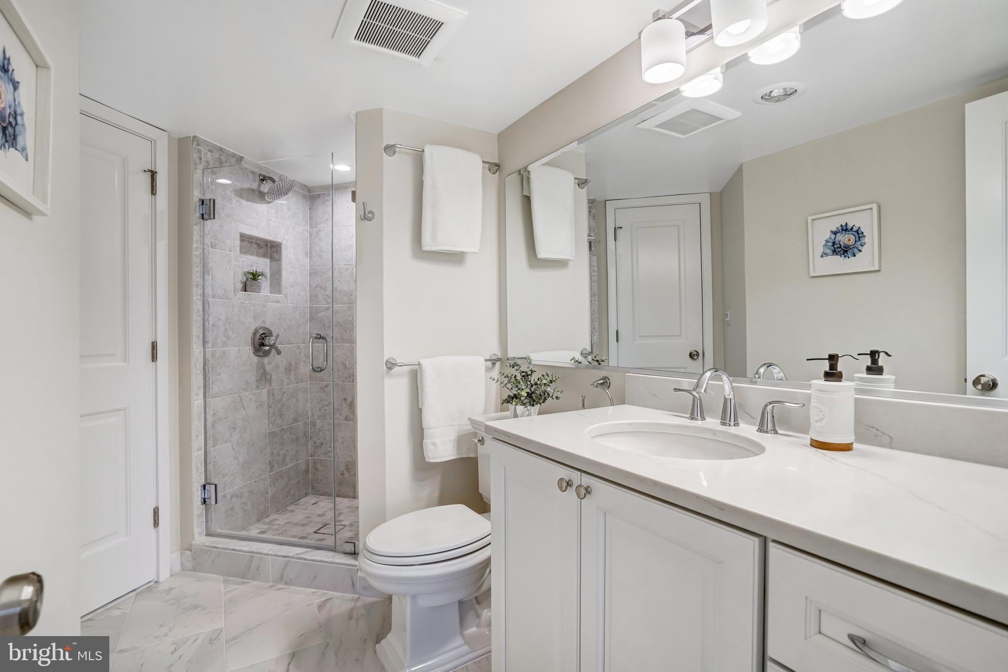 1200 BRADDOCK PLACE 215