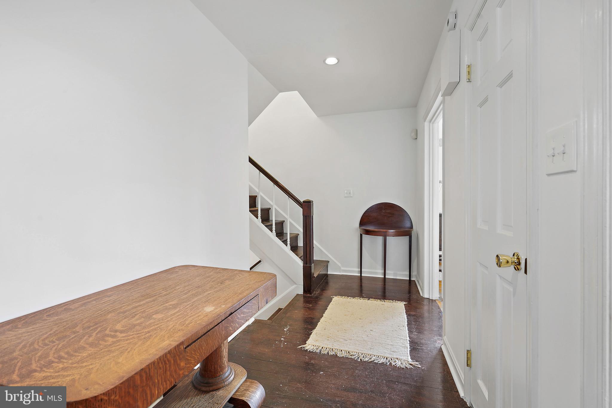 52 COCKRELL STREET