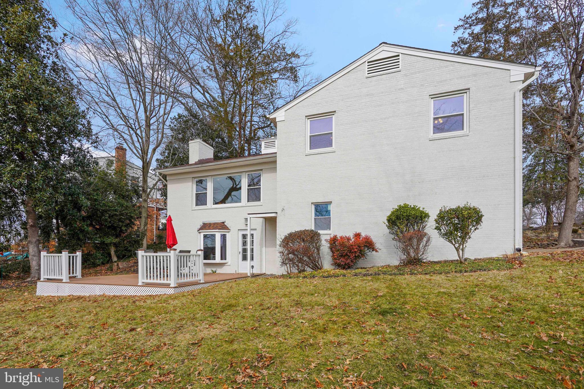52 COCKRELL STREET