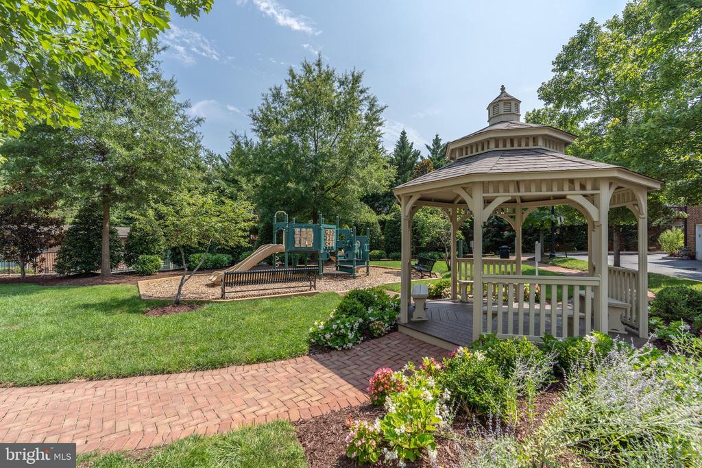 1876 CARPENTER ROAD