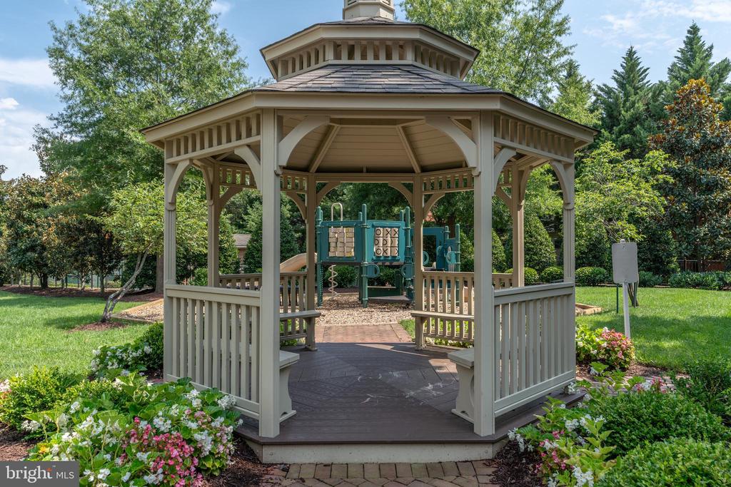 1876 CARPENTER ROAD
