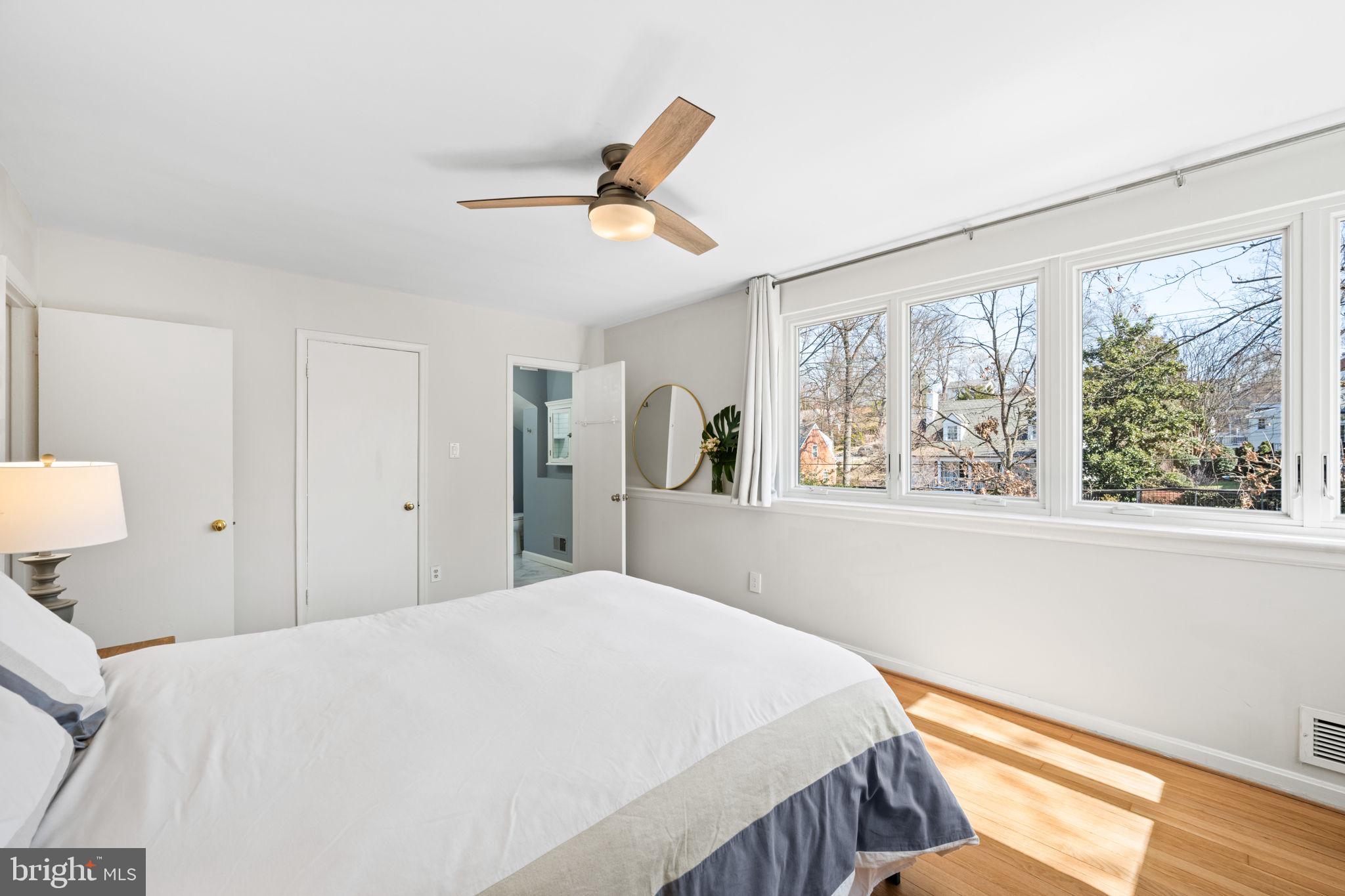 2904 RUSSELL ROAD