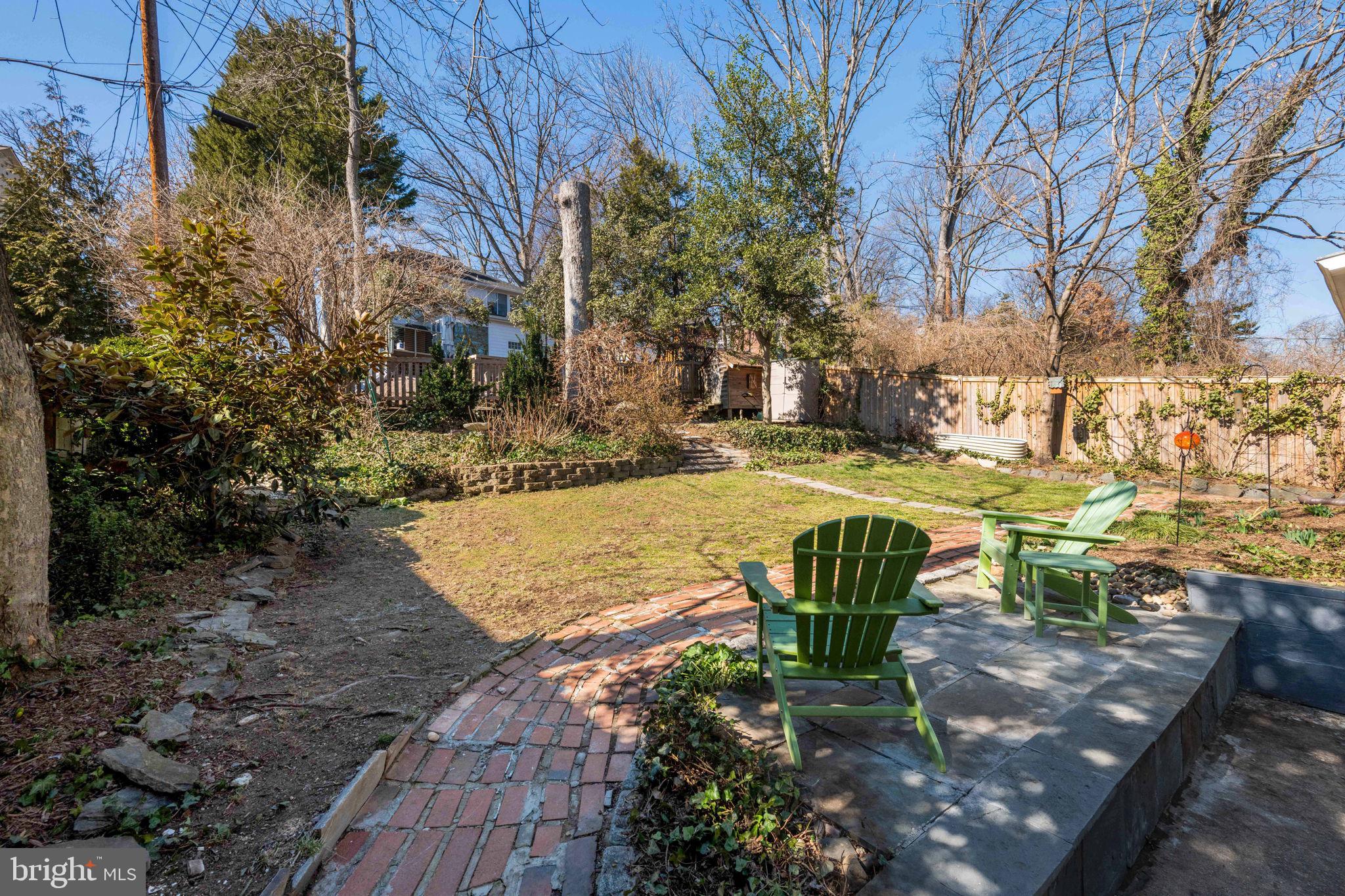 2904 RUSSELL ROAD