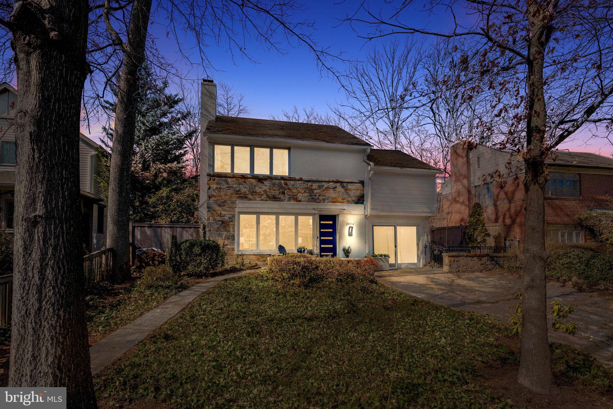 2904 RUSSELL ROAD