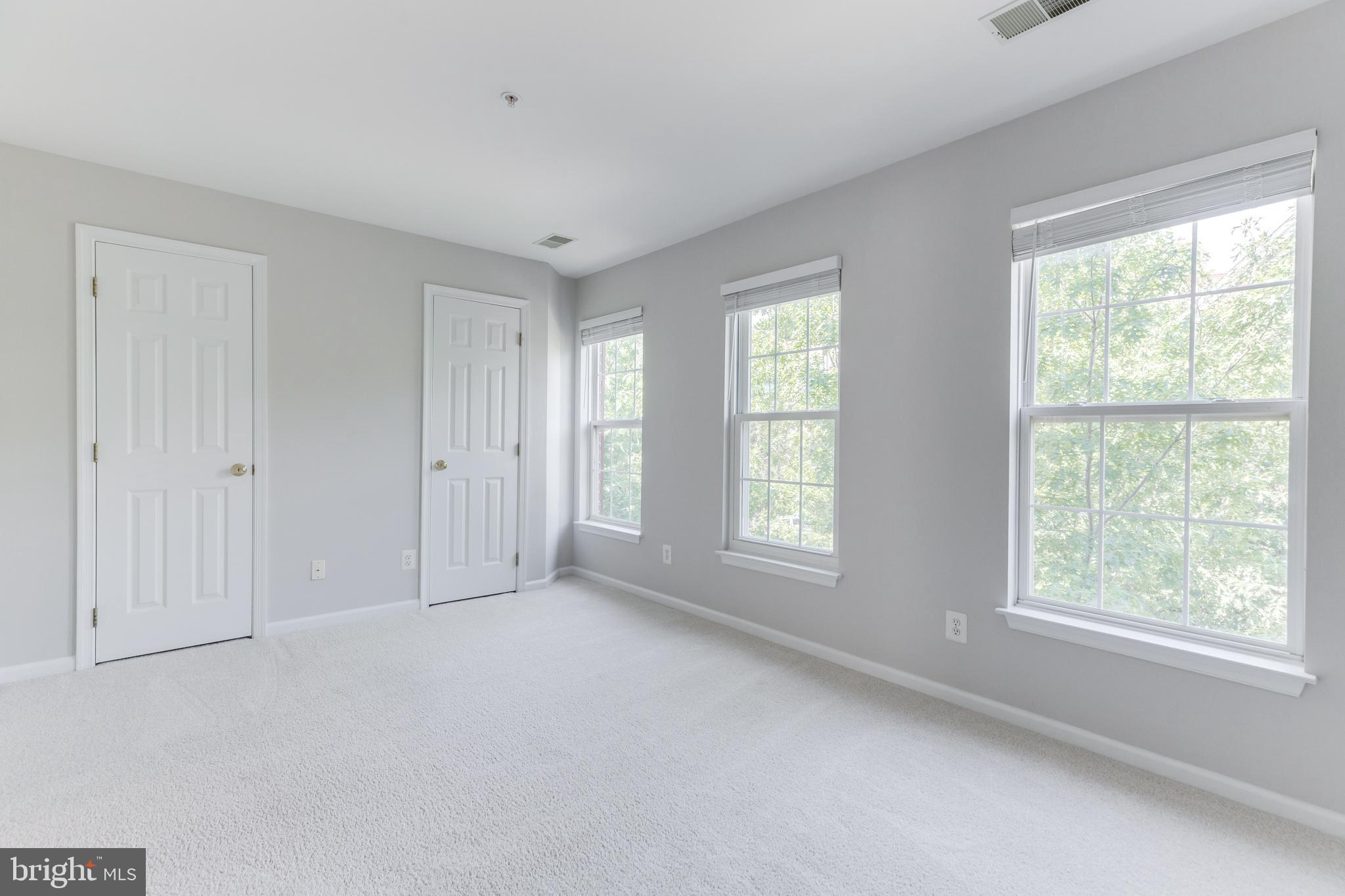 176 BARRETT PLACE